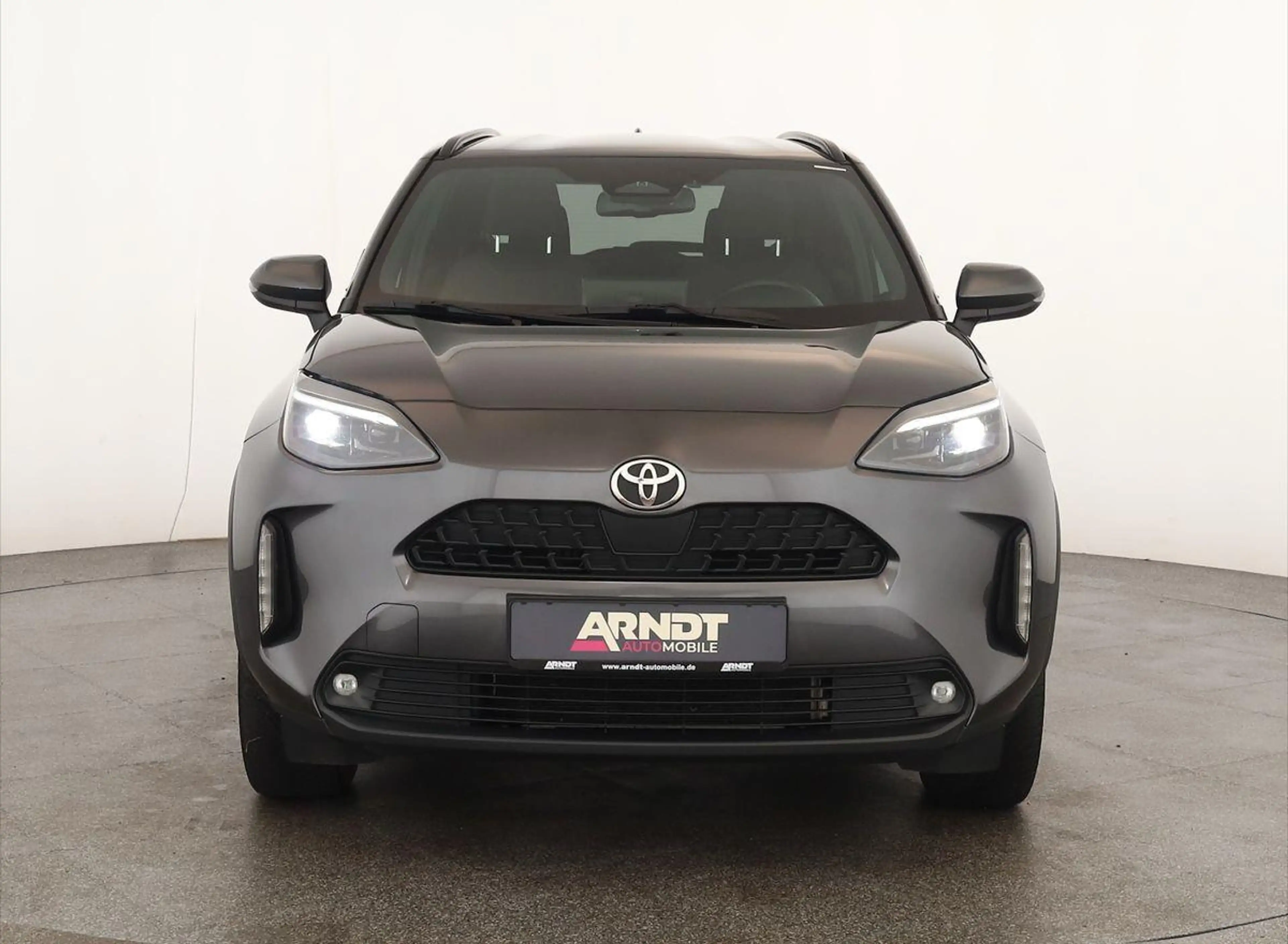 Toyota Yaris Cross Hybrid Teamplayer LED Nav SitzHZ Kam — photo 3