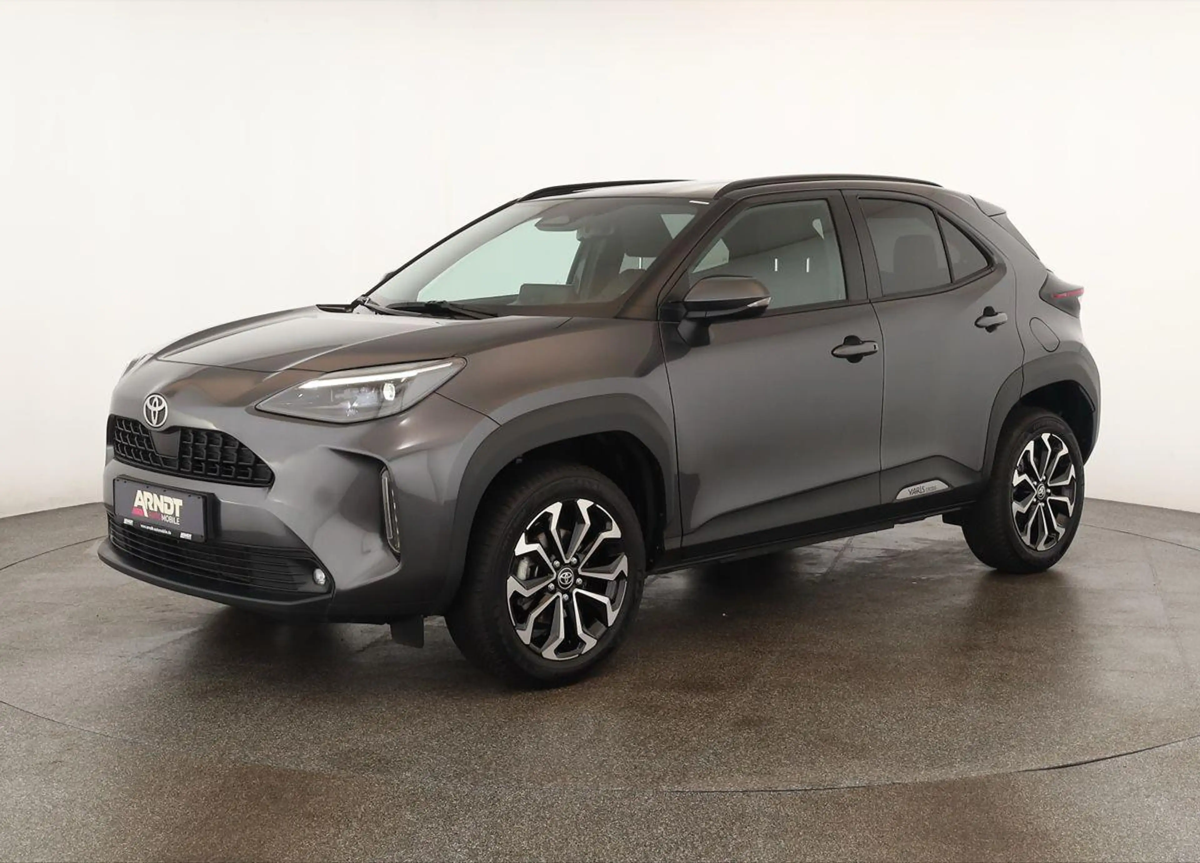 Toyota Yaris Cross Hybrid Teamplayer LED Nav SitzHZ Kam — photo 2