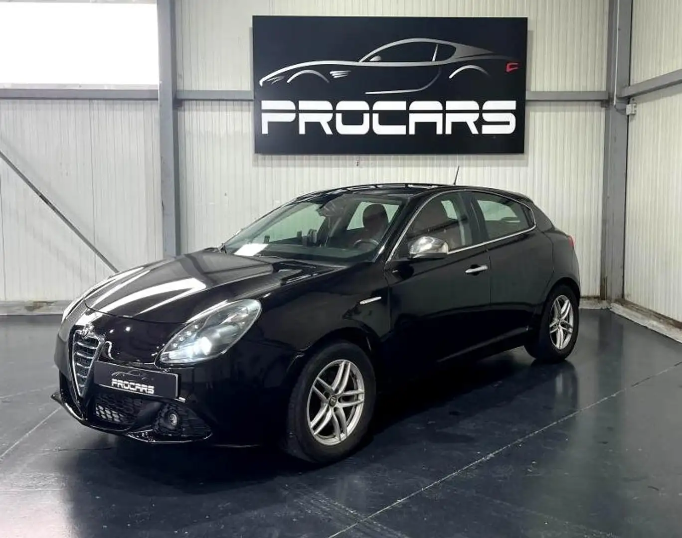 Alfa Romeo Giulietta 2.0 JTDM 140cv distinctive Braun - 1
