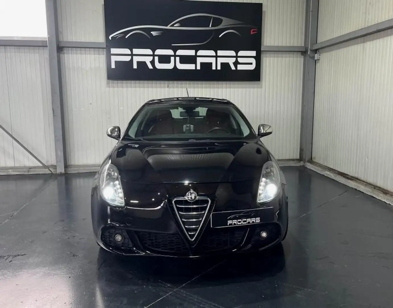 Alfa Romeo Giulietta 2.0 JTDM 140cv distinctive Braun - 2