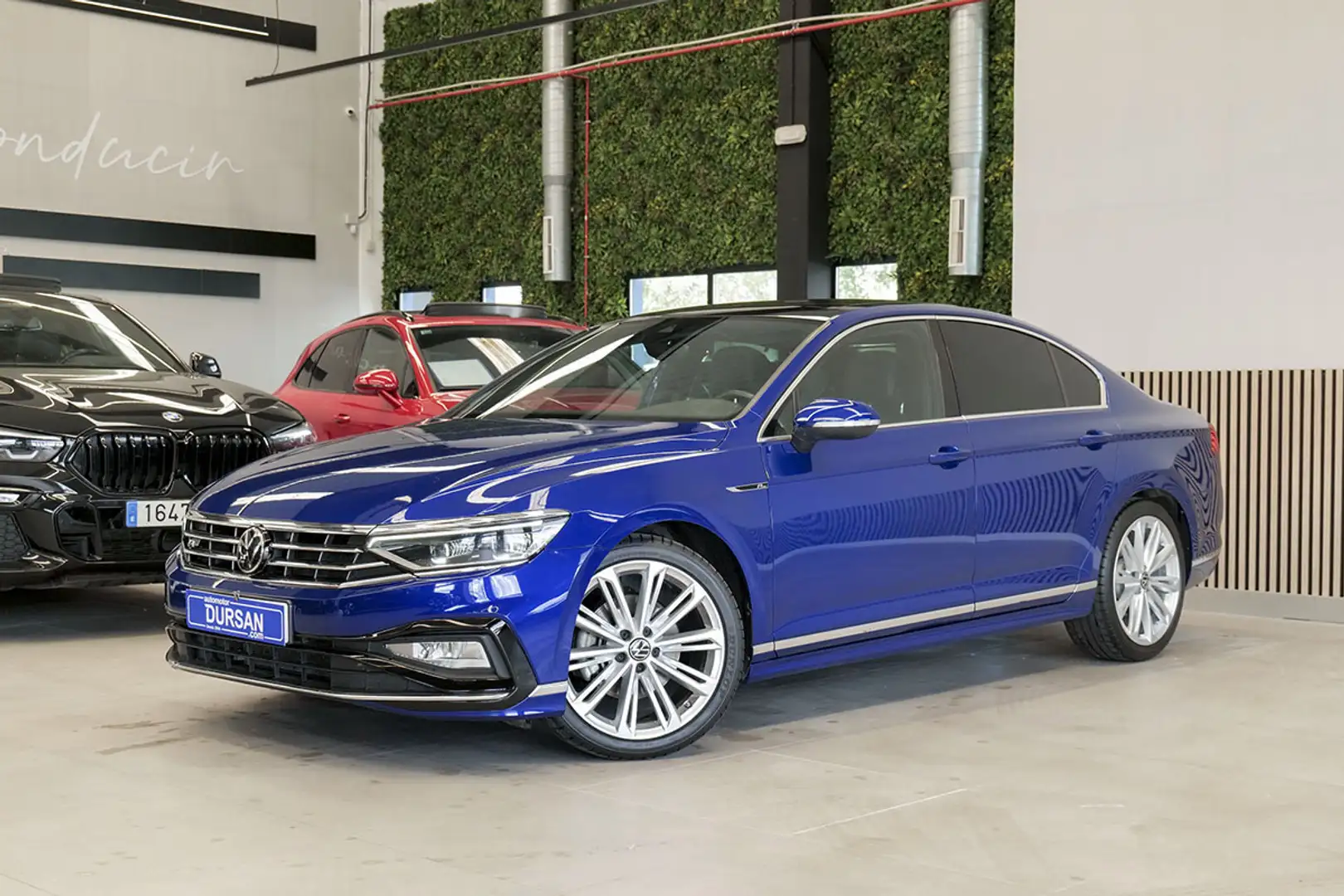 Volkswagen Passat 2.0TDI R-Line DSG7 110kW - 1