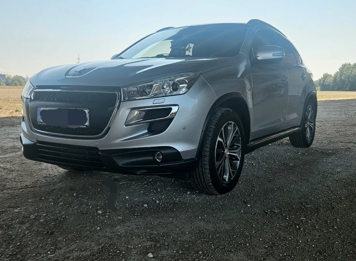 Peugeot 4008 93055 REGENSBURG Silver - 1
