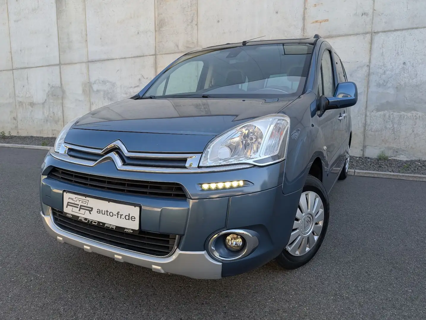Citroen Berlingo Multispace Selection 1,6 Benzin 120PS Blau - 2