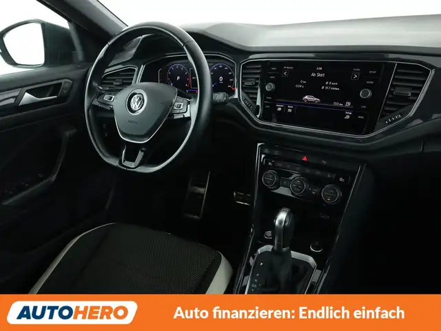 Volkswagen T-Roc view 13