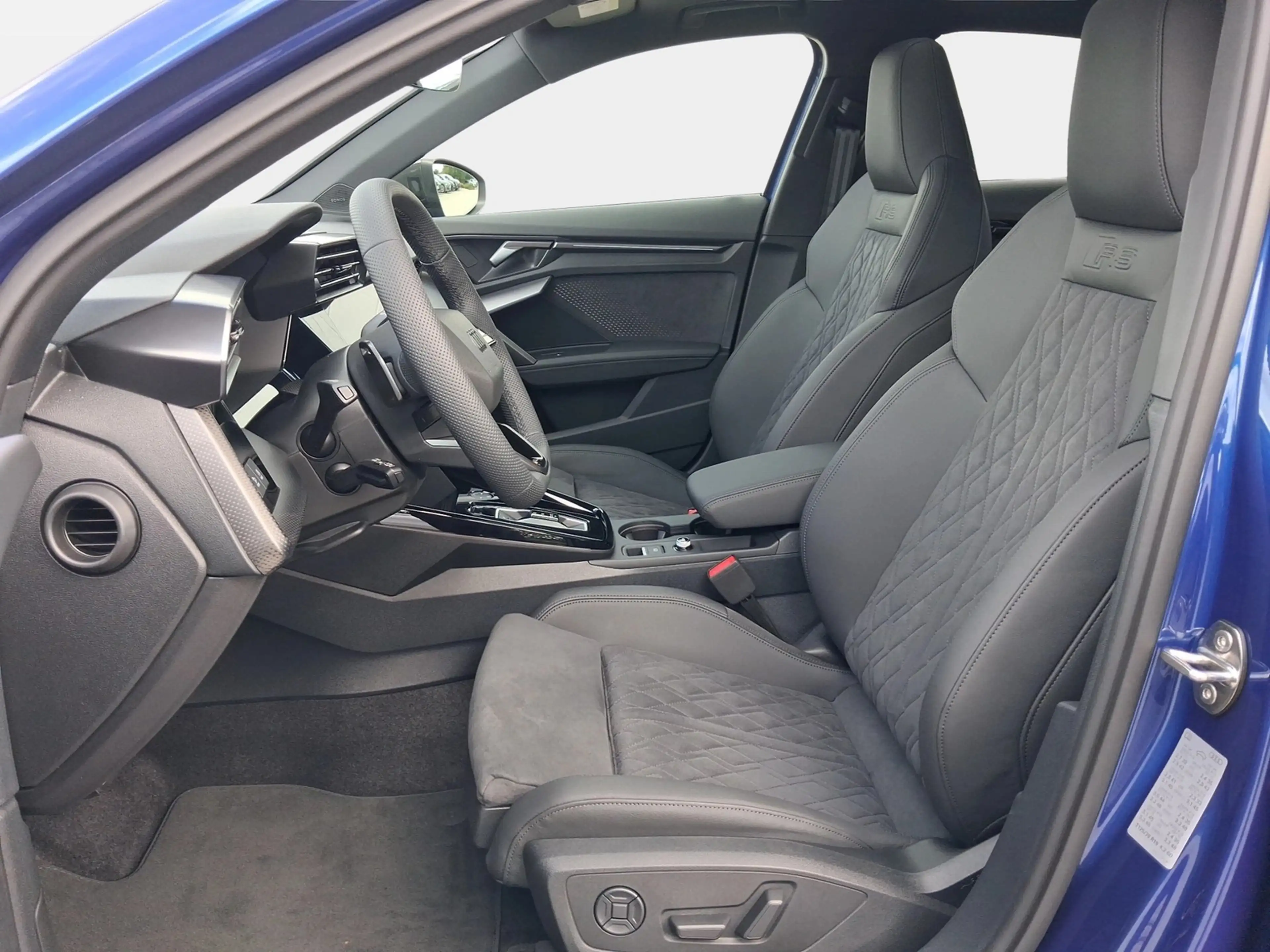 Audi RS3 RS 3 Limousine 2.5 294 kW TFSI quattro Pano — photo 8