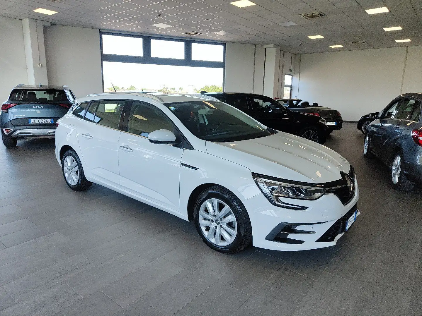 Renault Megane Sporter dCi 115cv Auto Navi Fari LED Autocarro N1 Bianco - 2