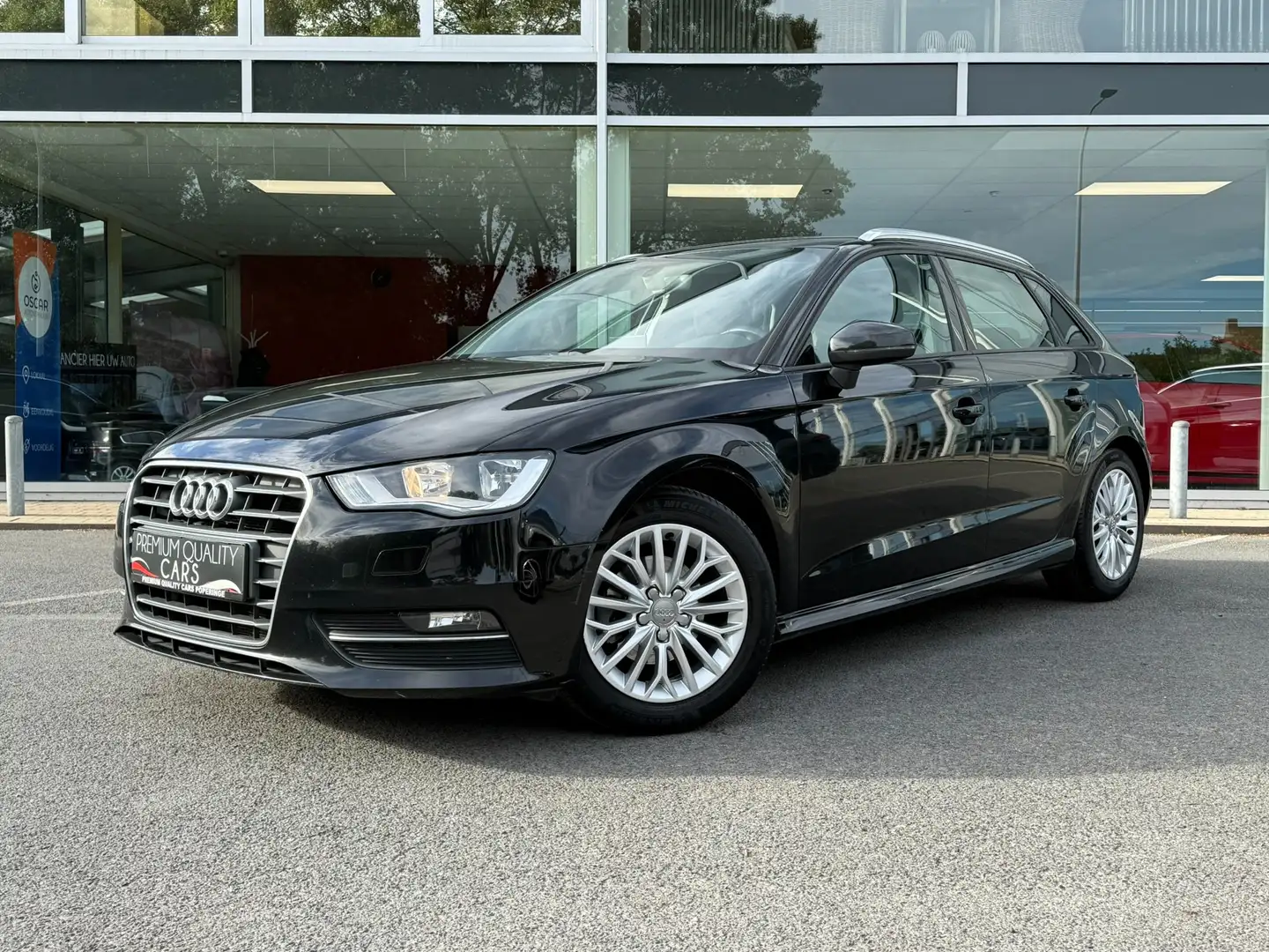 Audi A3 1.6 TDI SPORT / NAVI / BLUETOOTH / SENSOREN Noir - 1