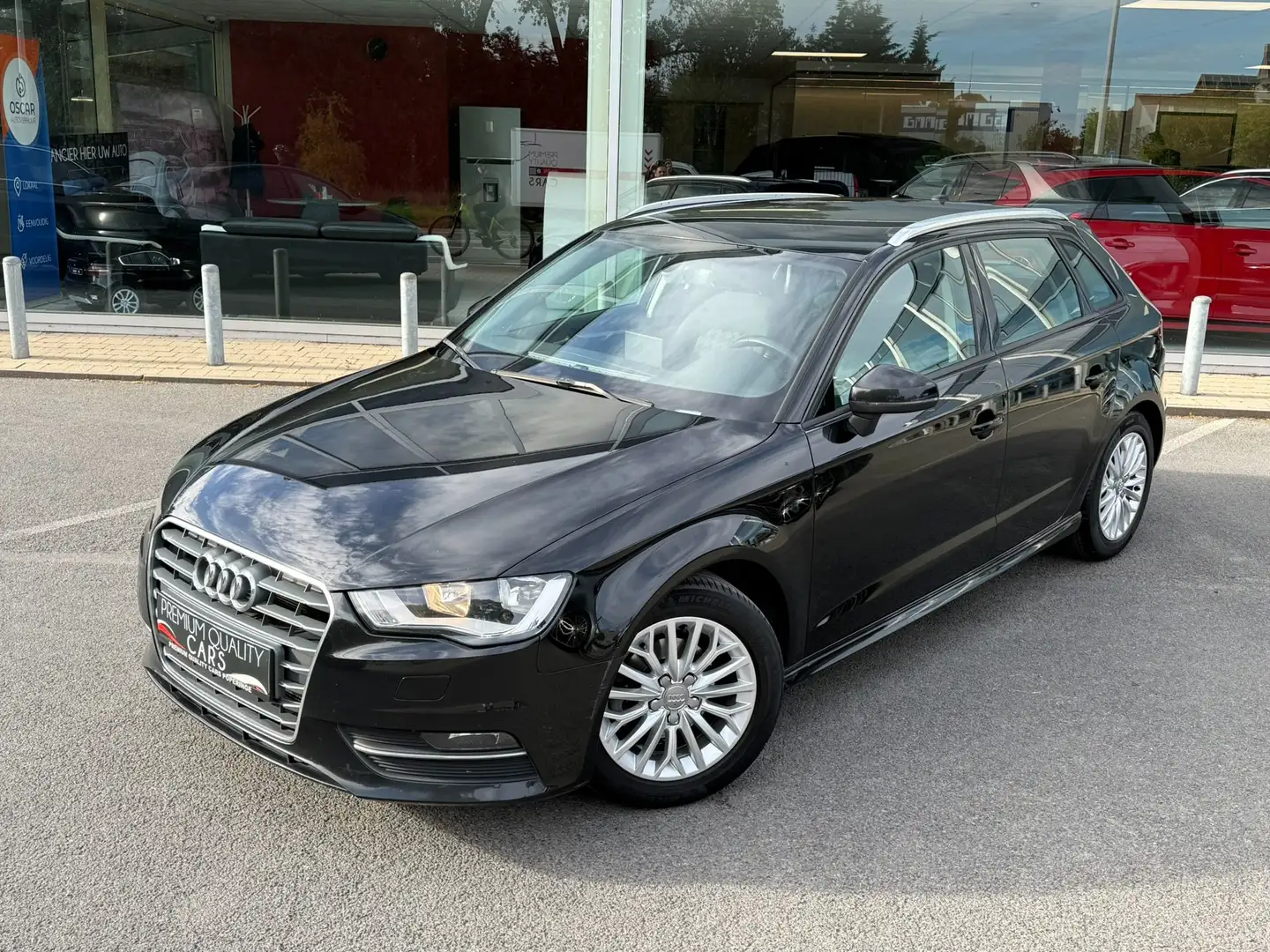 Audi A3 1.6 TDI SPORT / NAVI / BLUETOOTH / SENSOREN Noir - 2