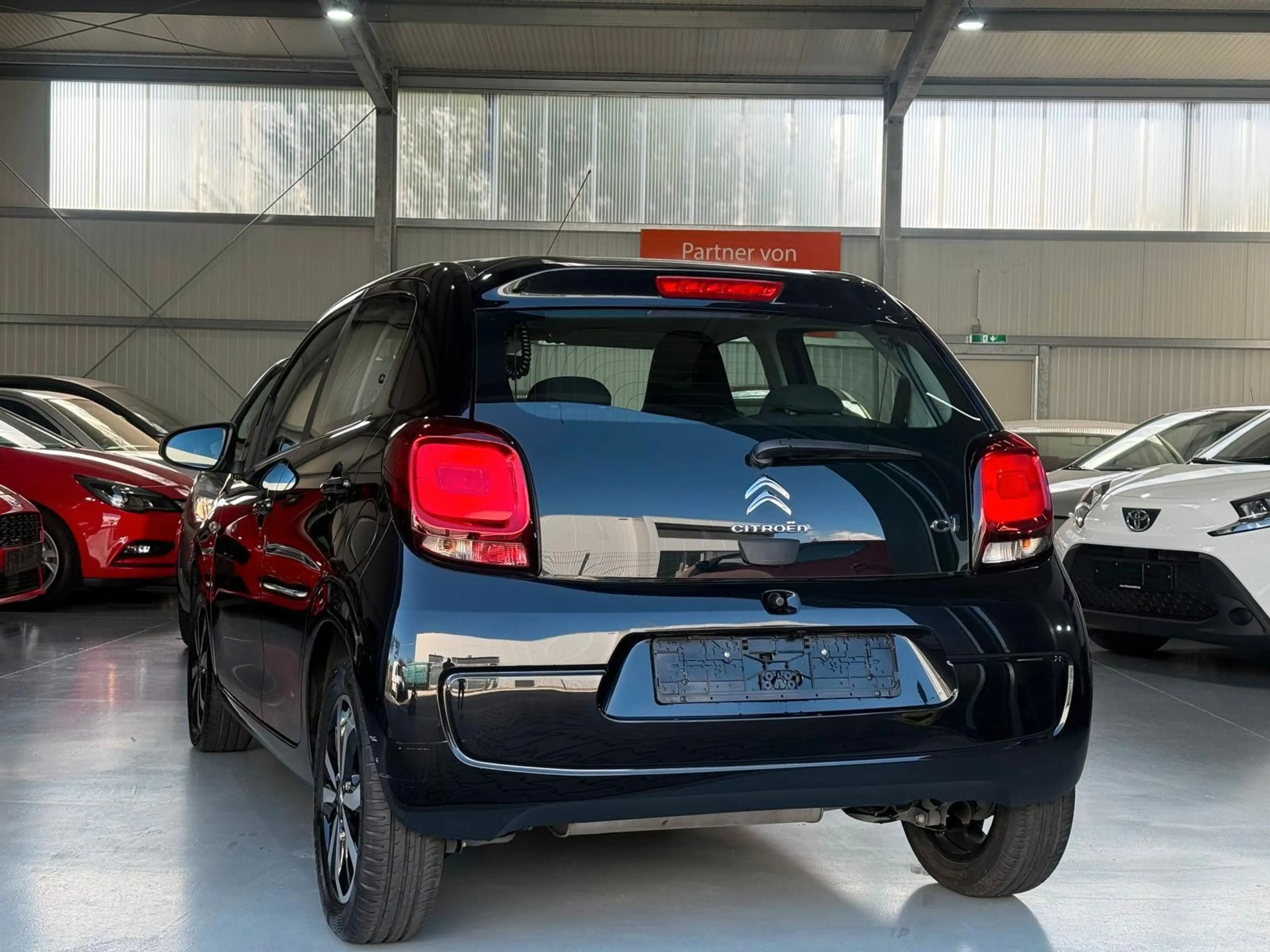 Citroen C1 Shine Kamera — photo 4