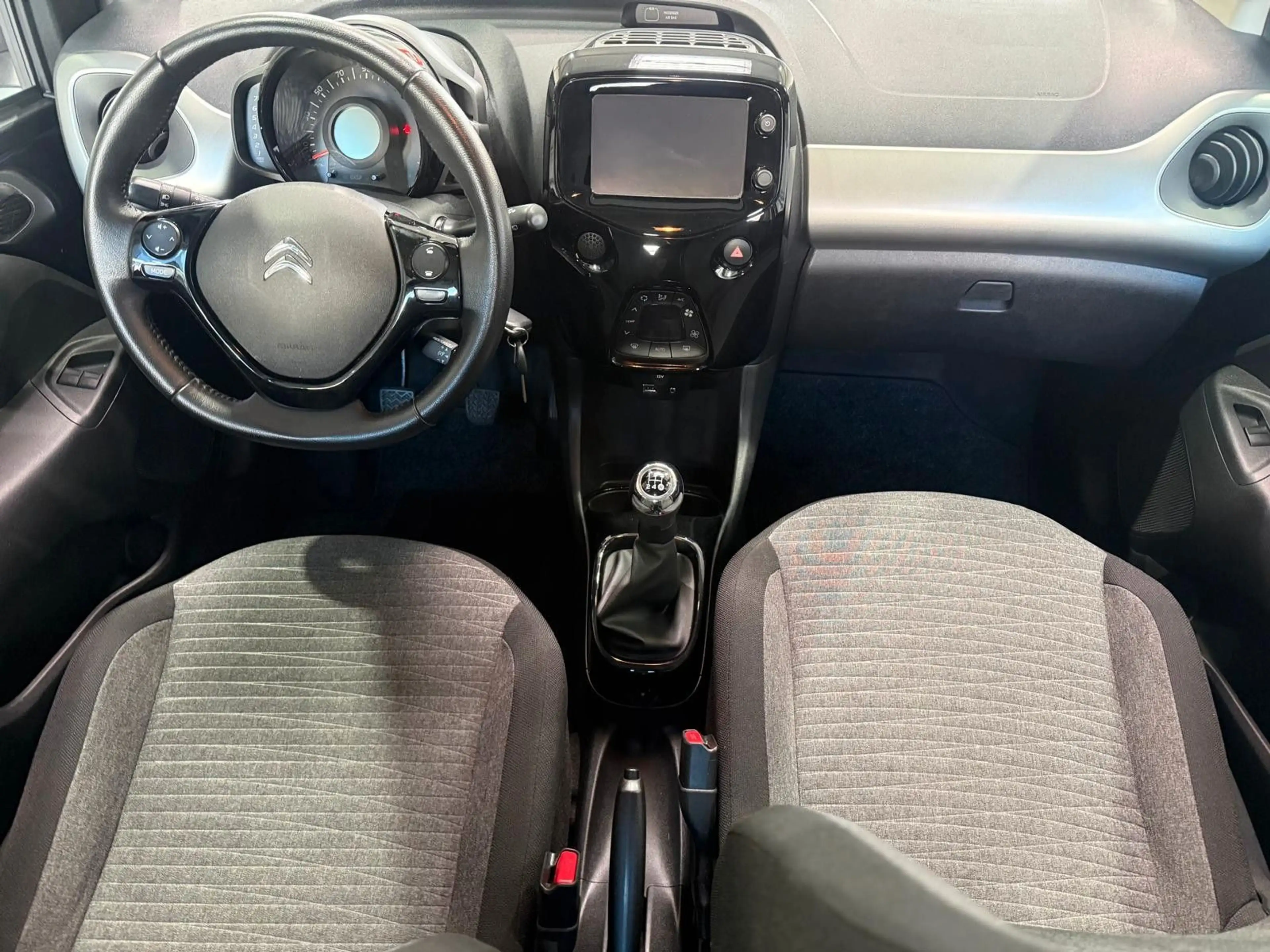 Citroen C1 Shine Kamera — photo 8