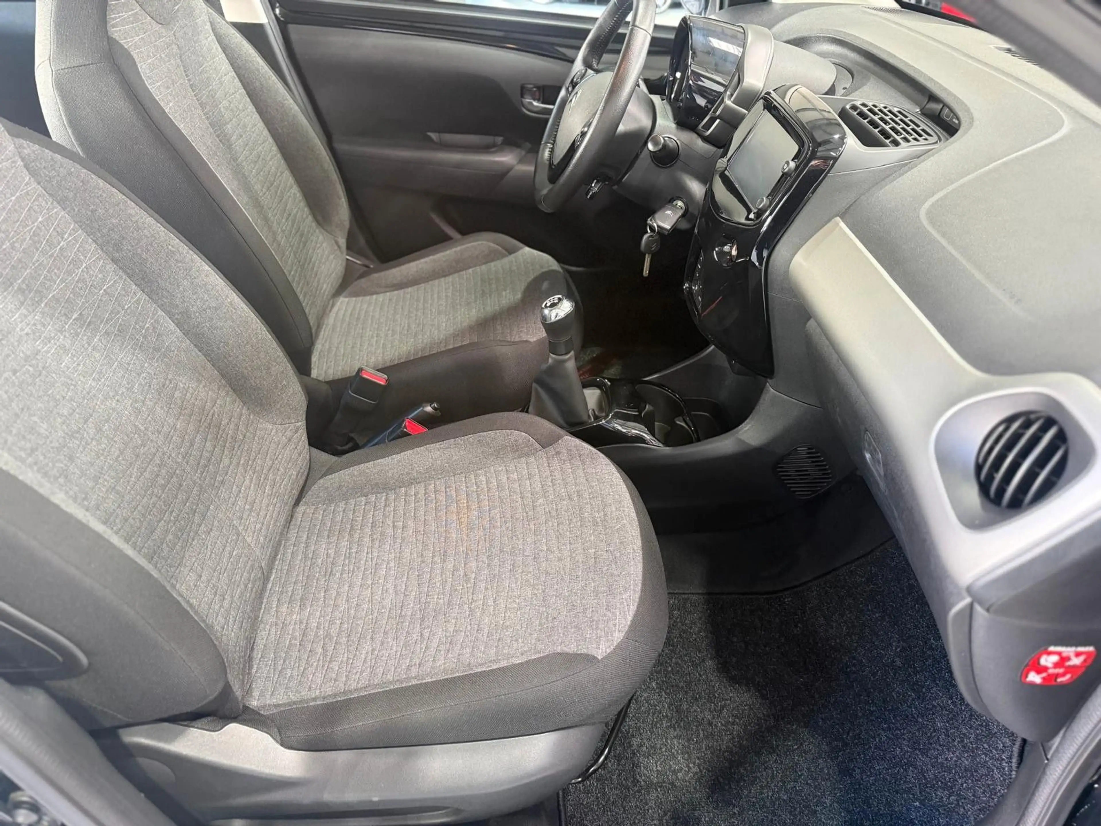 Citroen C1 Shine Kamera — photo 9