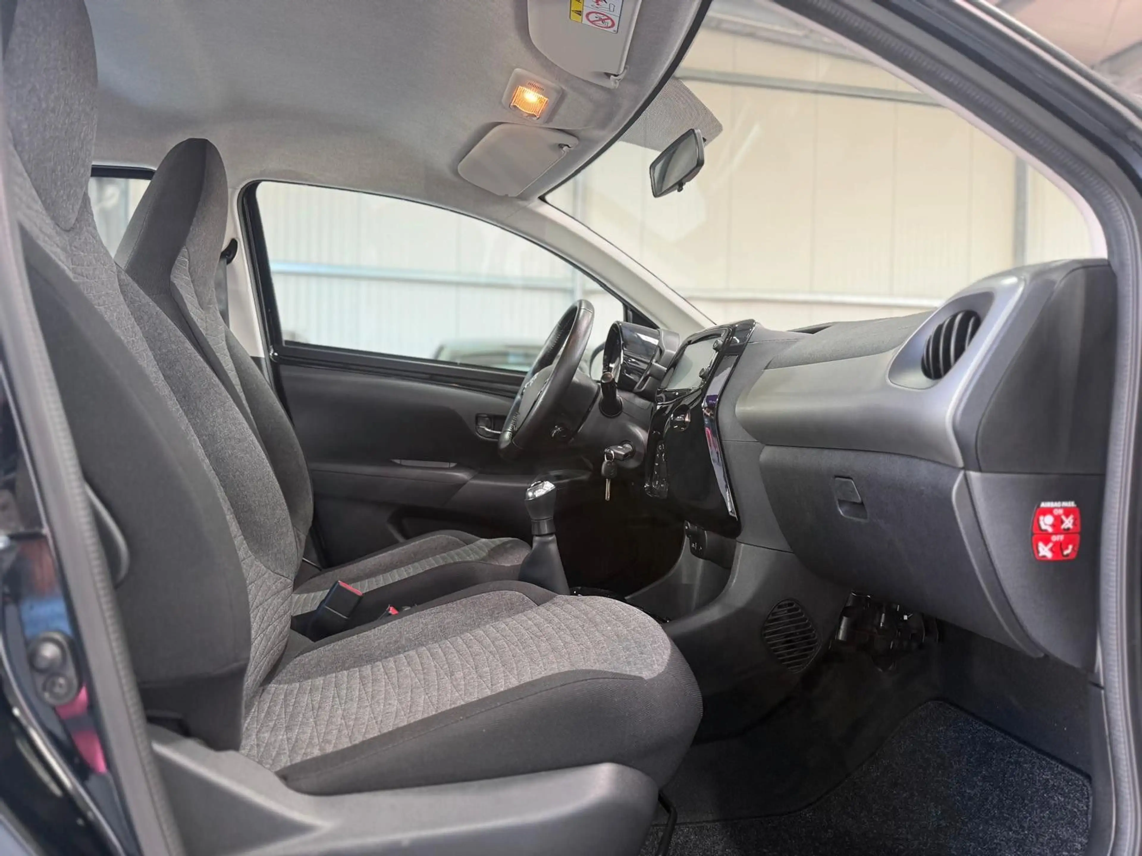 Citroen C1 Shine Kamera — photo 10