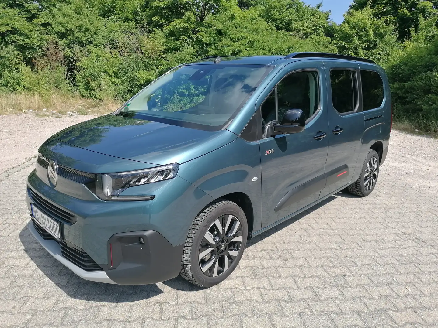 Citroen Berlingo Berlingo XL BlueHDi 130 EAT8 MAX Blau - 2