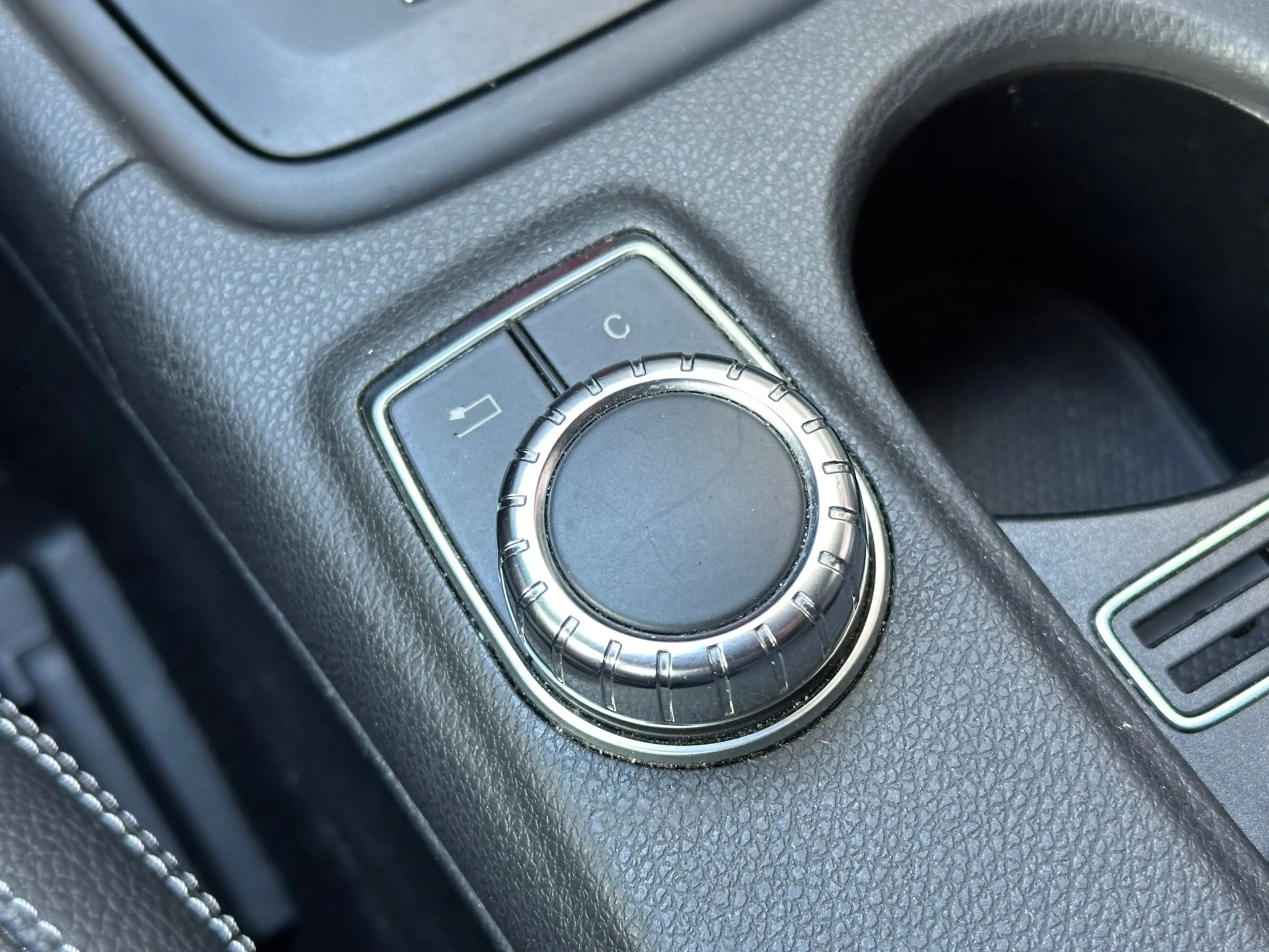 Mercedes-Benz GLA 200 Edition 1 Automaat Leer Navi Clima — photo 20