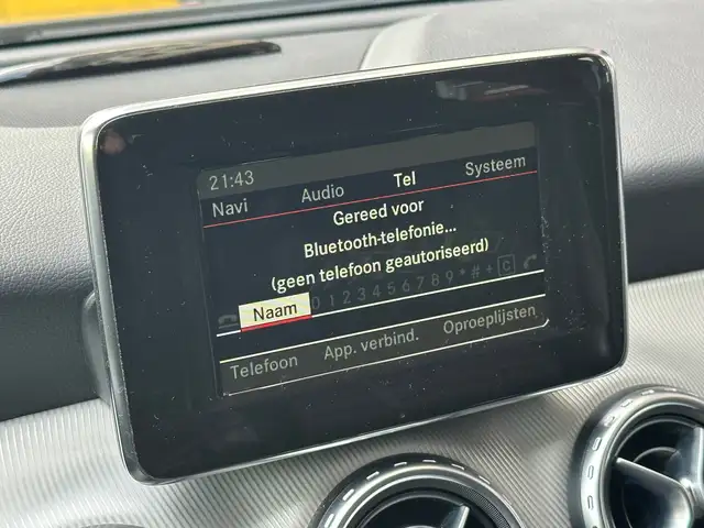 Mercedes-Benz Gla view 19
