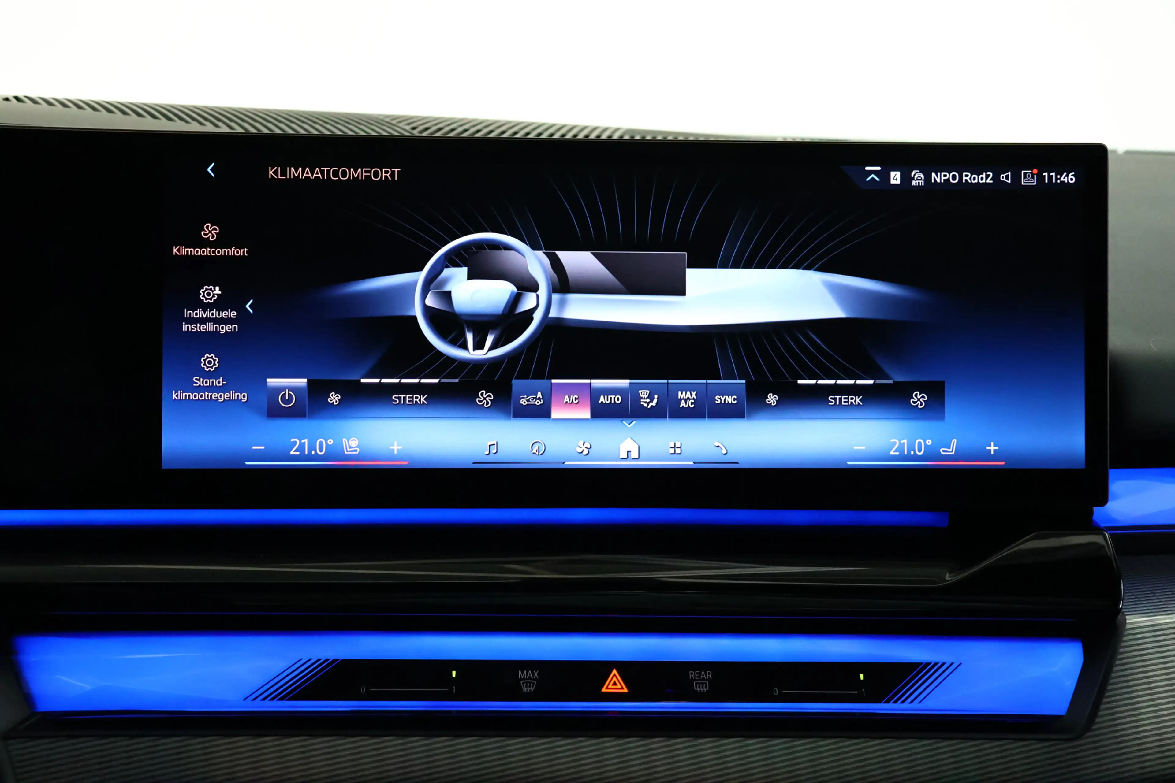 BMW i5 eDrive40 M Sport 84 kWh Panorama / HUD / ACC / Car — photo 31