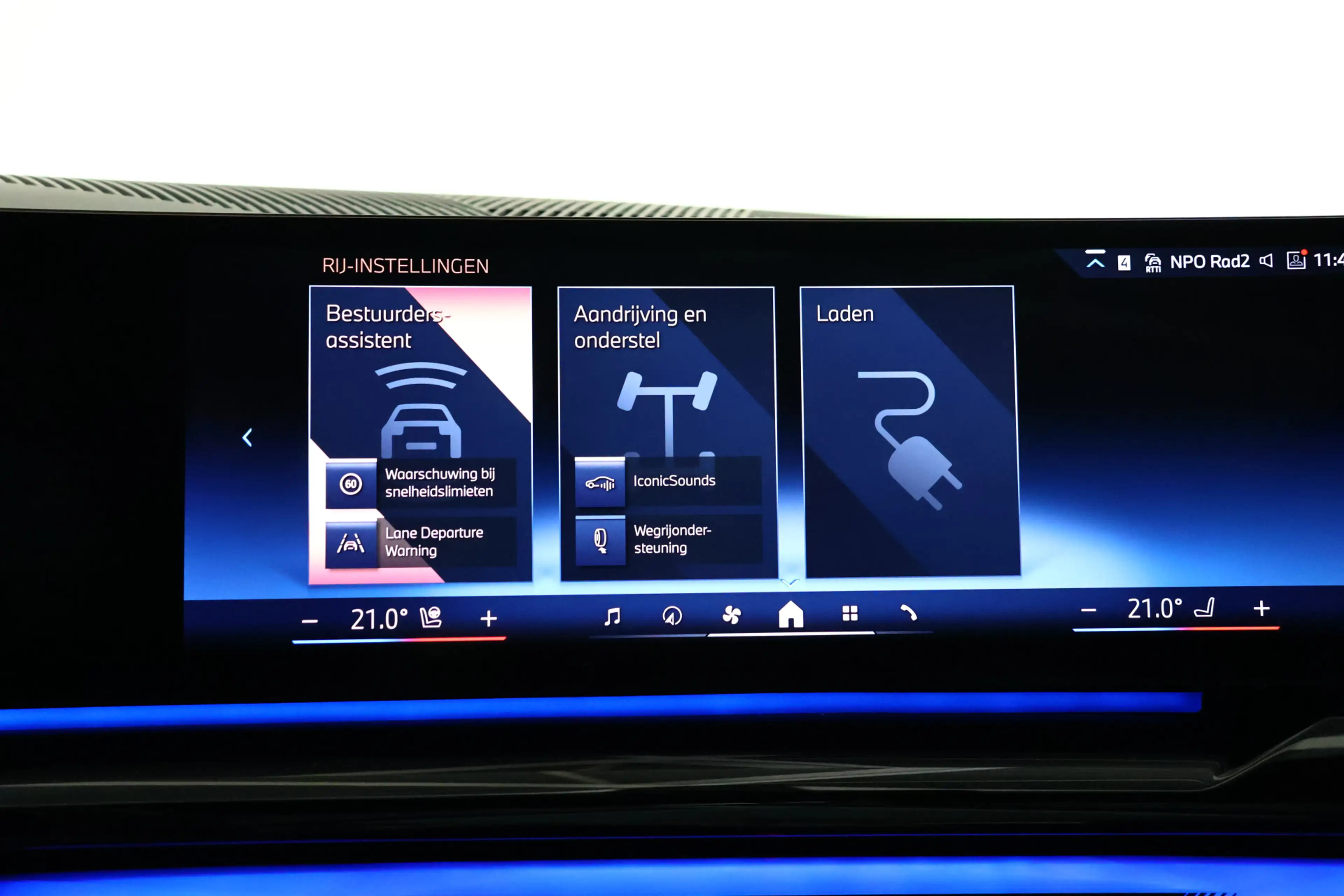 BMW i5 eDrive40 M Sport 84 kWh Panorama / HUD / ACC / Car — photo 17