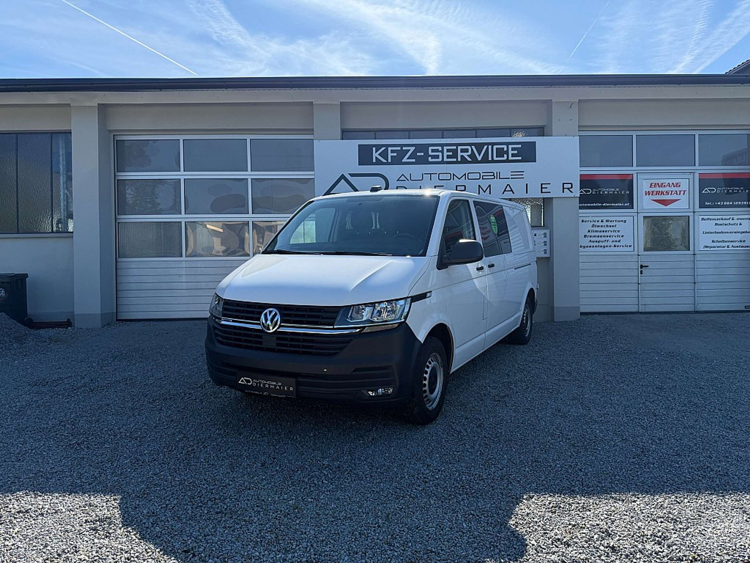 Gebrauchtwagen Volkswagen T6.1 Transporter Transporter 6.1 Kastenwagen T6.1 2.0 TDI 4Mo… in Oberösterreich