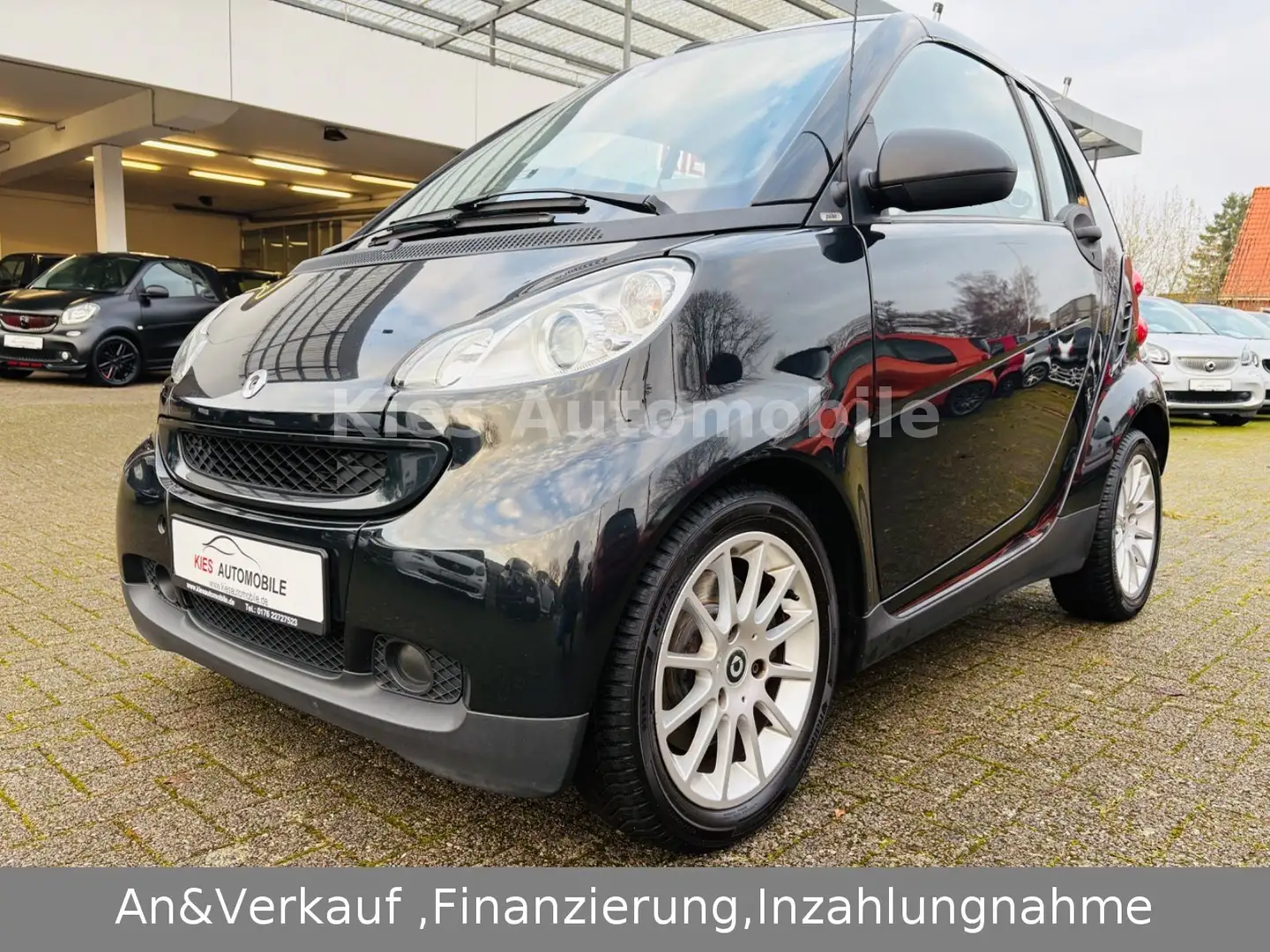 smart forTwo Cabrio Passion AUTOM/SERVO/LEDER/SITZH Schwarz - 1