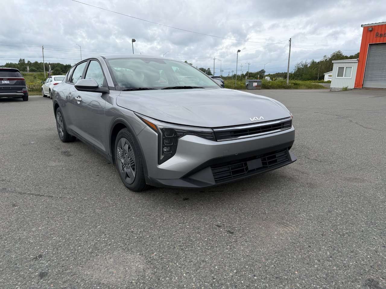 2025 Kia K4 LX — снимка 1