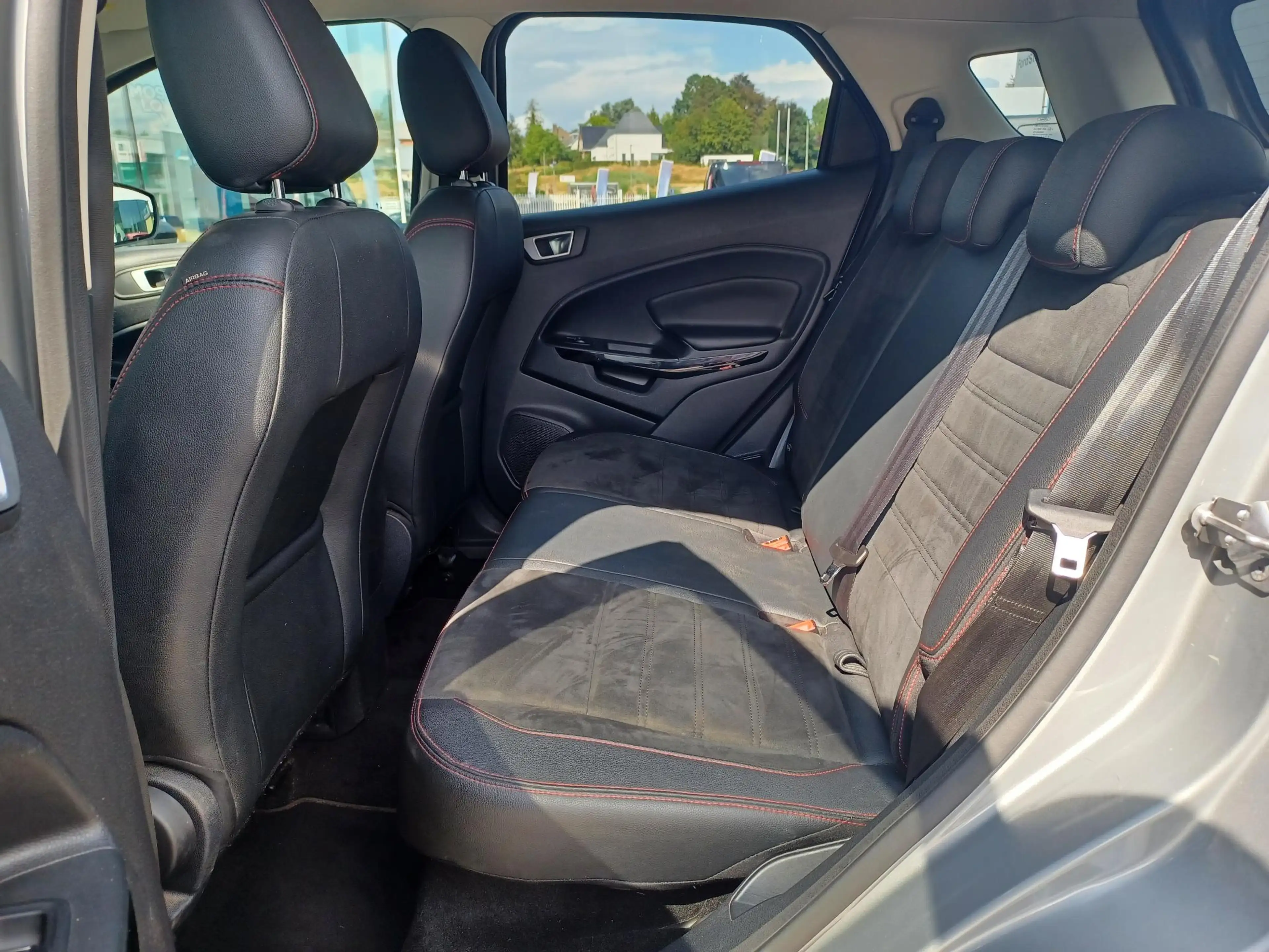 Ford EcoSport 1.0i EcoBoost 92kW ST-Line — photo 9