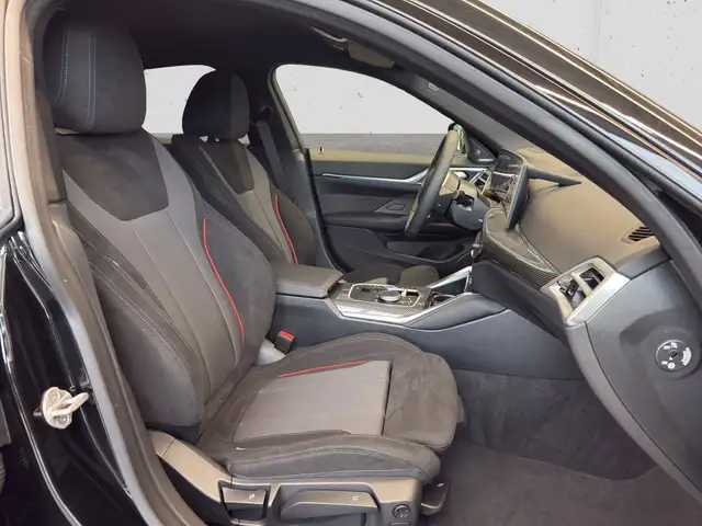 BMW i4 Gran Coupe xDrive40 Ansicht 16