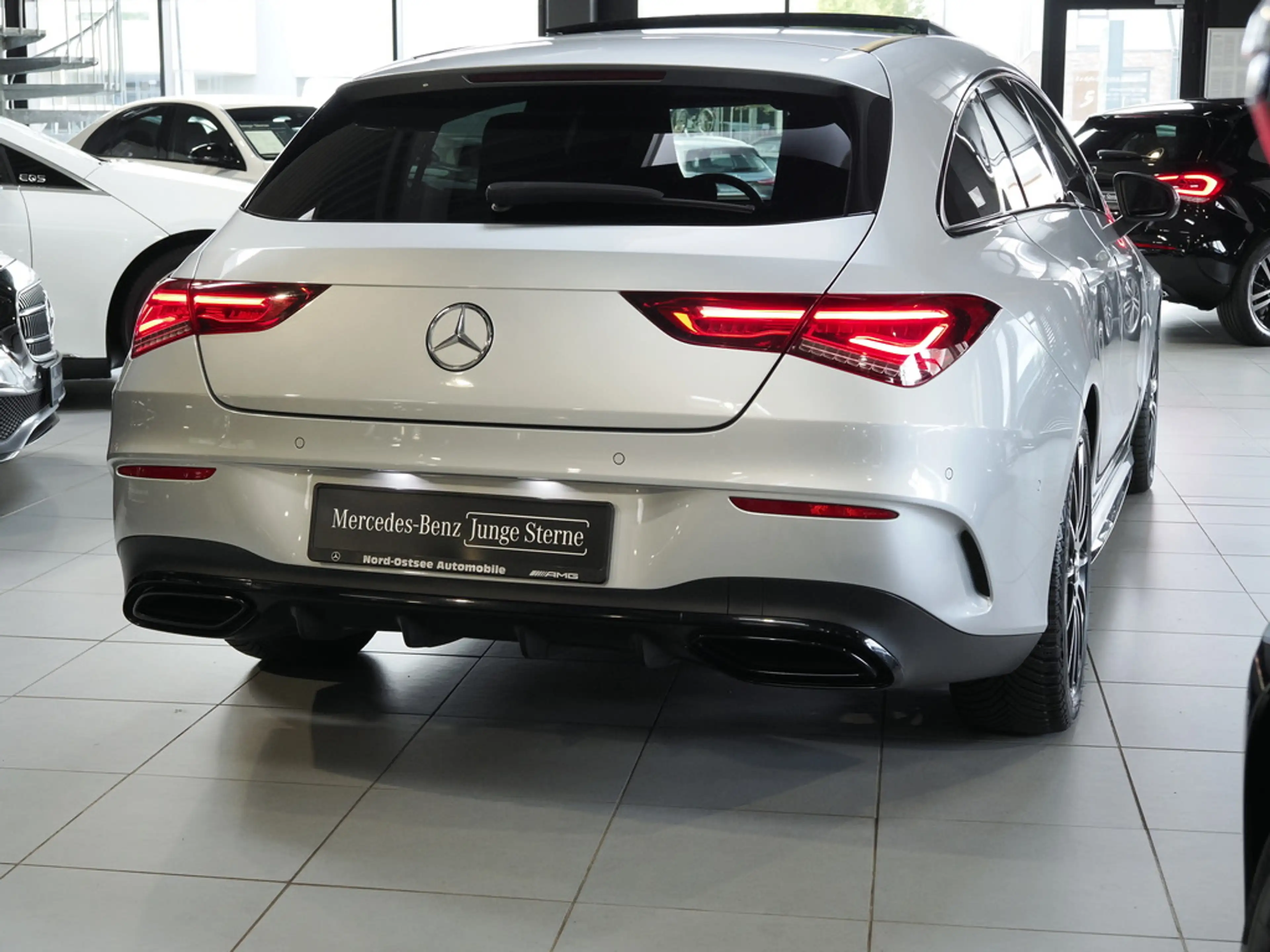 Mercedes-Benz CLA 220 d SB AMG PDC KAMERA NIGHT LED PANORAMA — photo 6