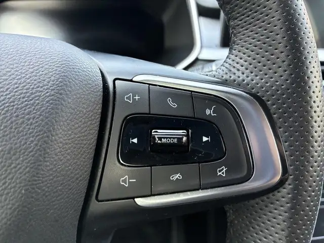 DR Automobiles DR6.0 view 13