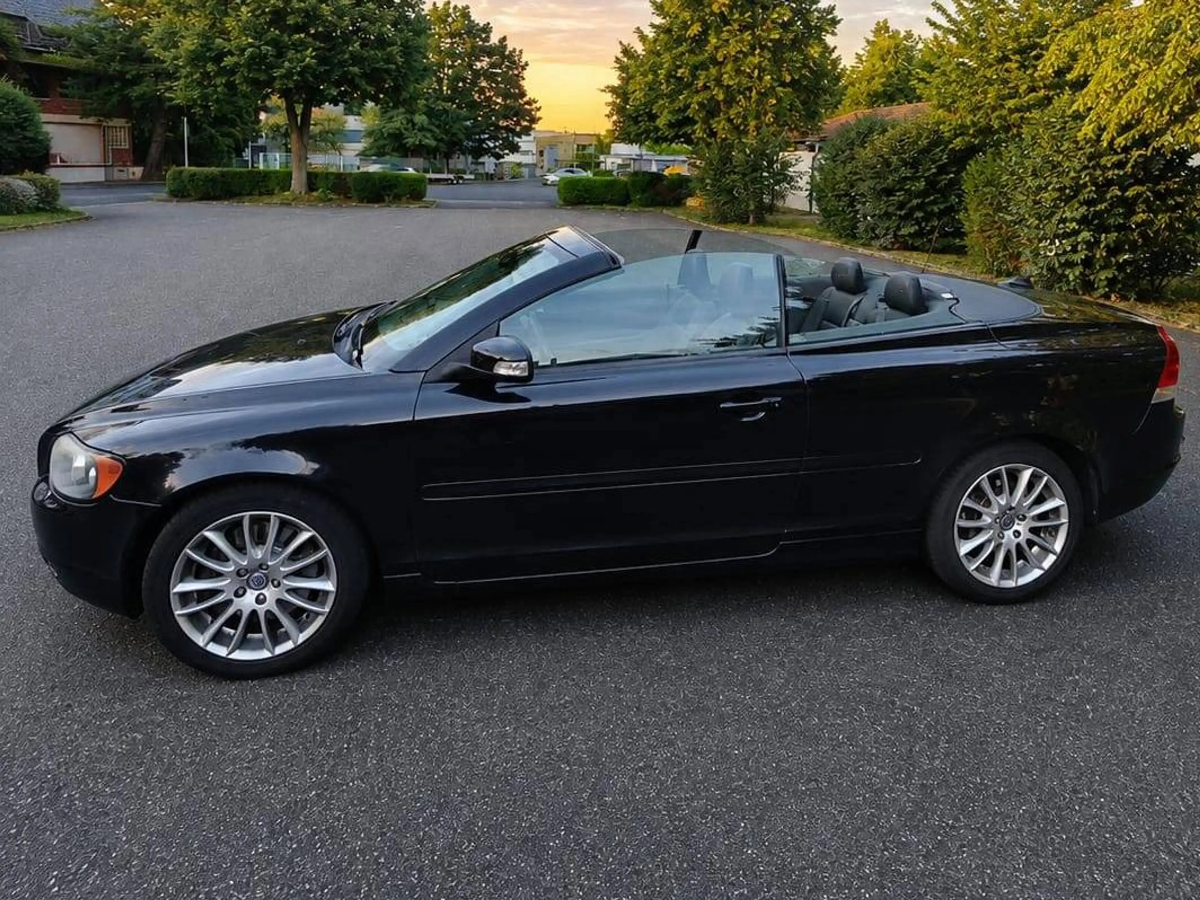 Volvo C70 D5  Cabriolet Automatik — photo 4