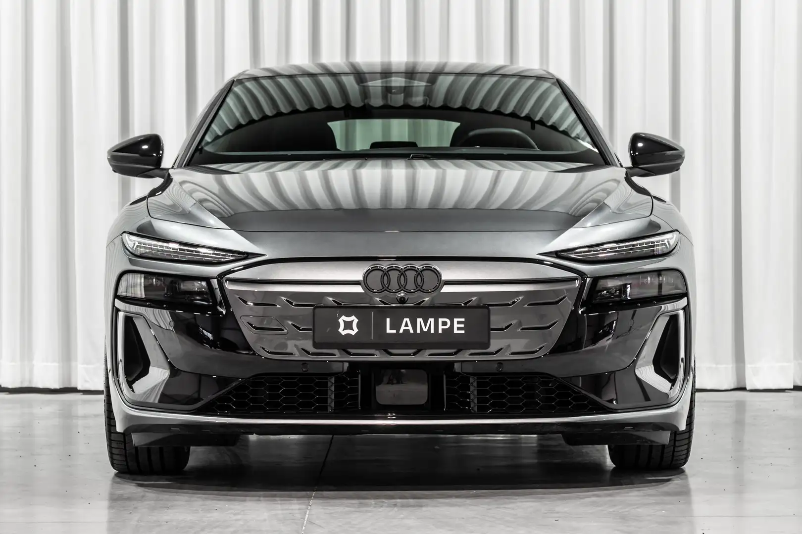 Audi A6 Avant S Line e-tron Performance Air Trekhaak Pano Grau - 2