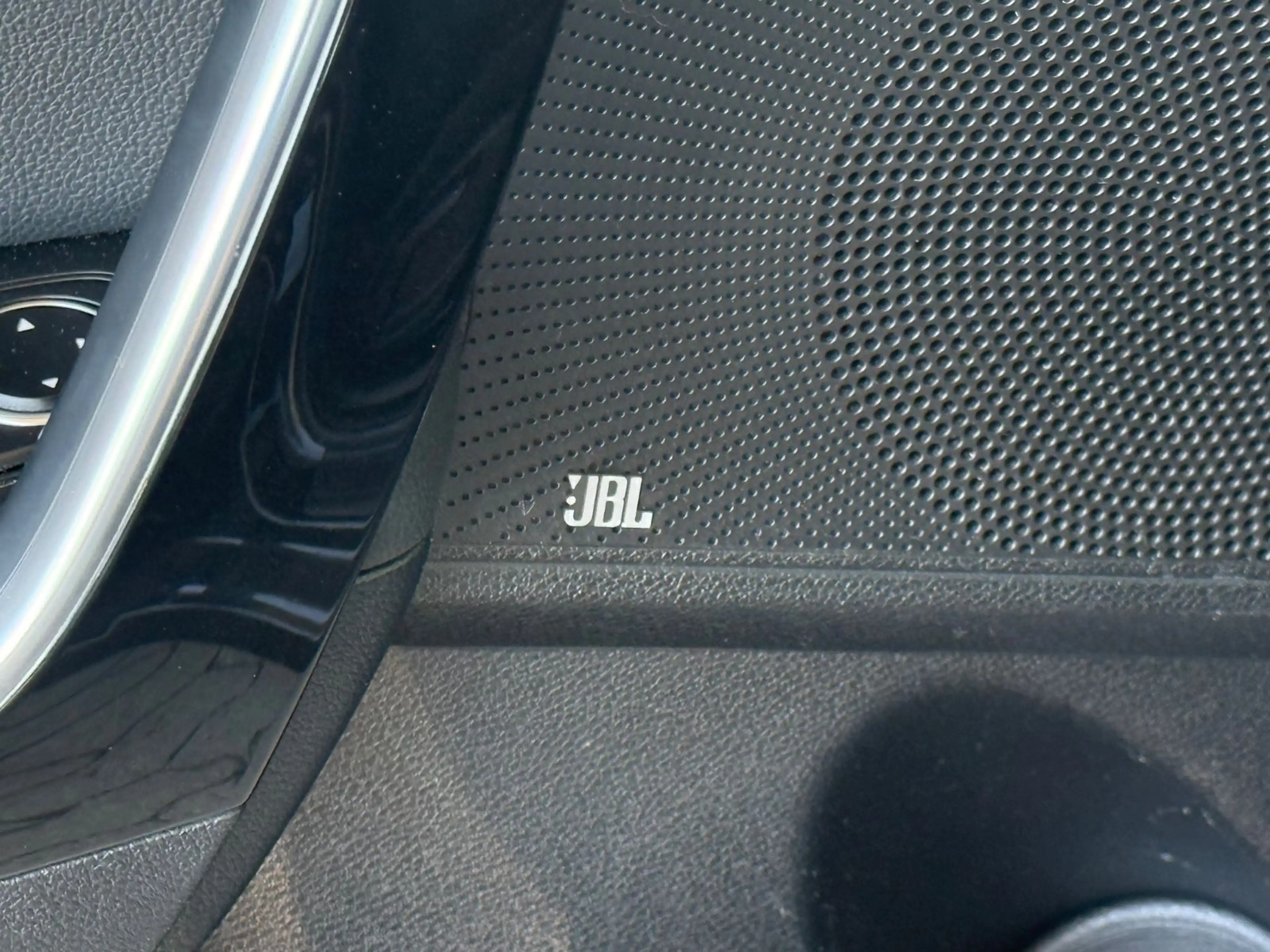 Kia Ceed SW / cee'd SW Automatik Spirit LED Sound — photo 13