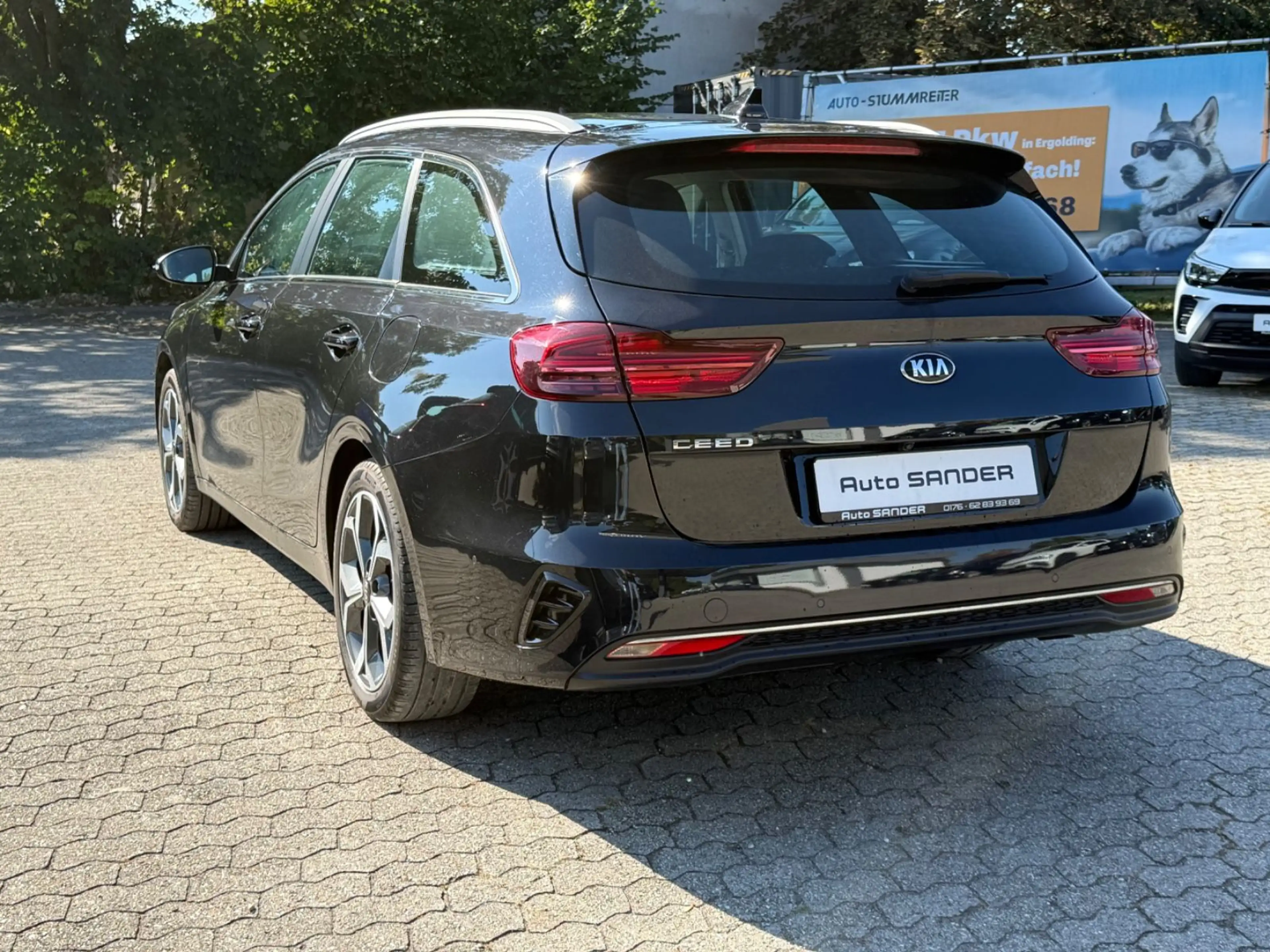 Kia Ceed SW / cee'd SW Automatik Spirit LED Sound — photo 3