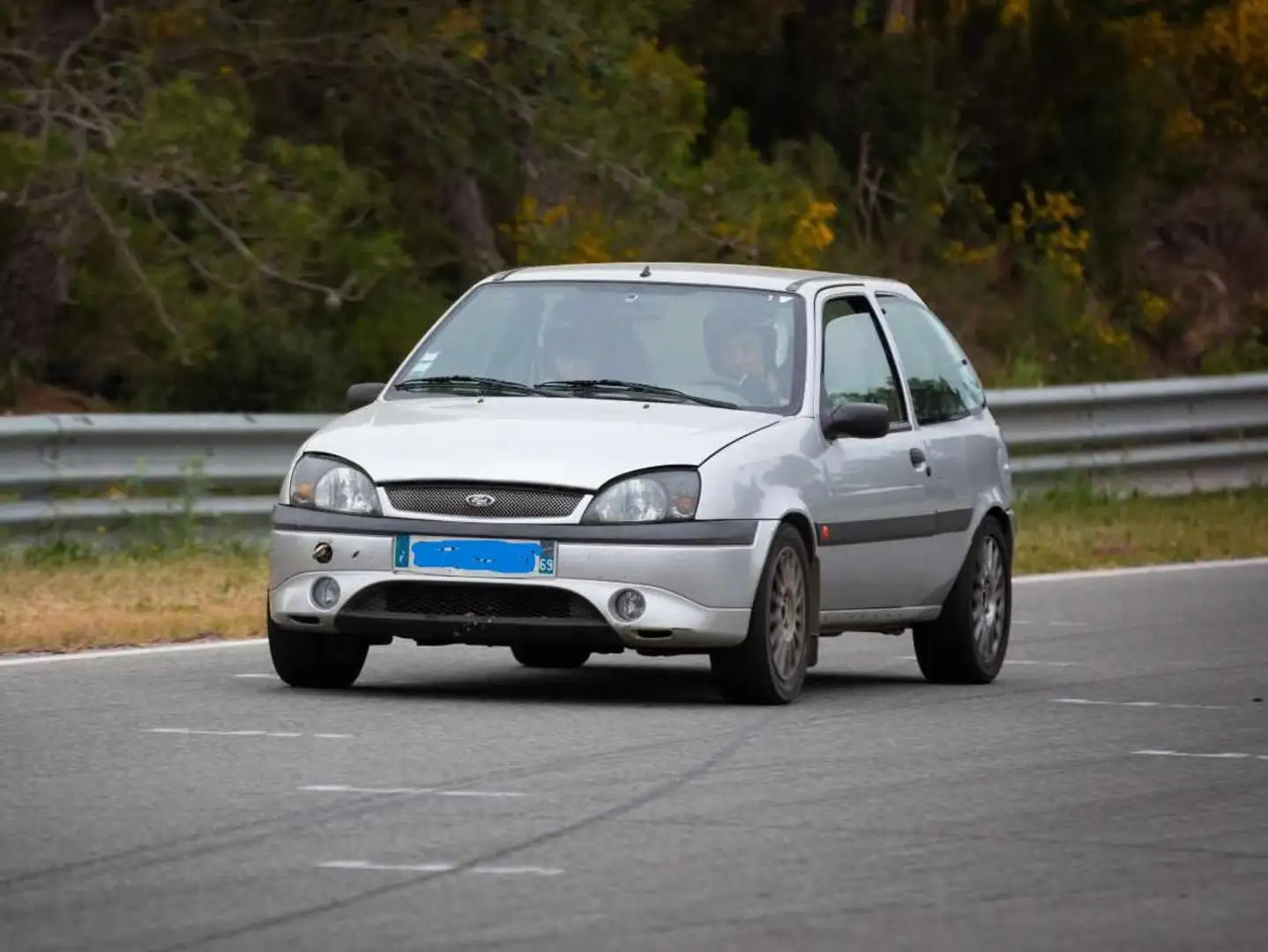 Ford Fiesta 1.6 S Gris - 1