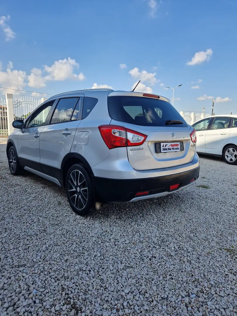 Suzuki SX4 S-Cross 1.6 vvt Top 2wd GPL - 2