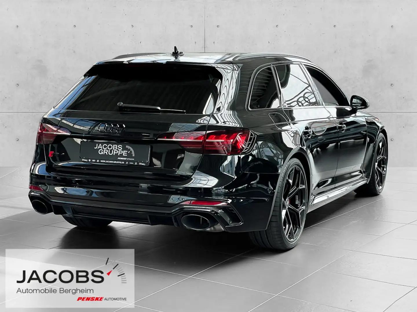 Audi RS 4 Avant tiptronic Naviplus|HUD|Panoramad.|Assisten siva - 2