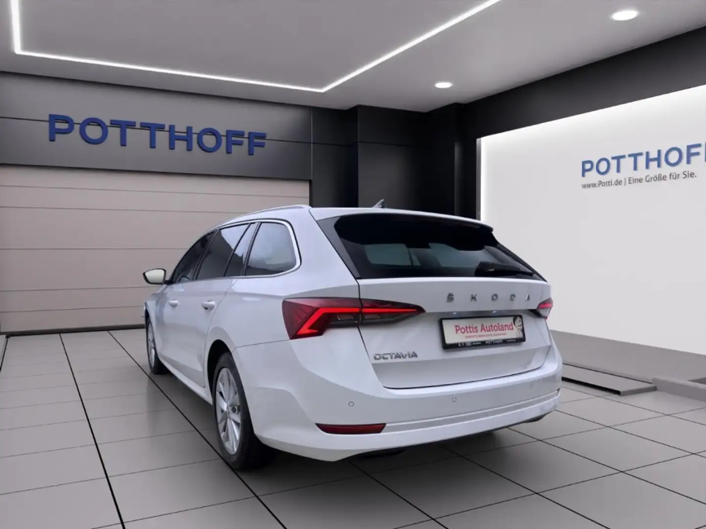 Skoda Octavia Combi 2.0 TDI STYLE AHK NAVI LED SITZHZG Weiß - 2