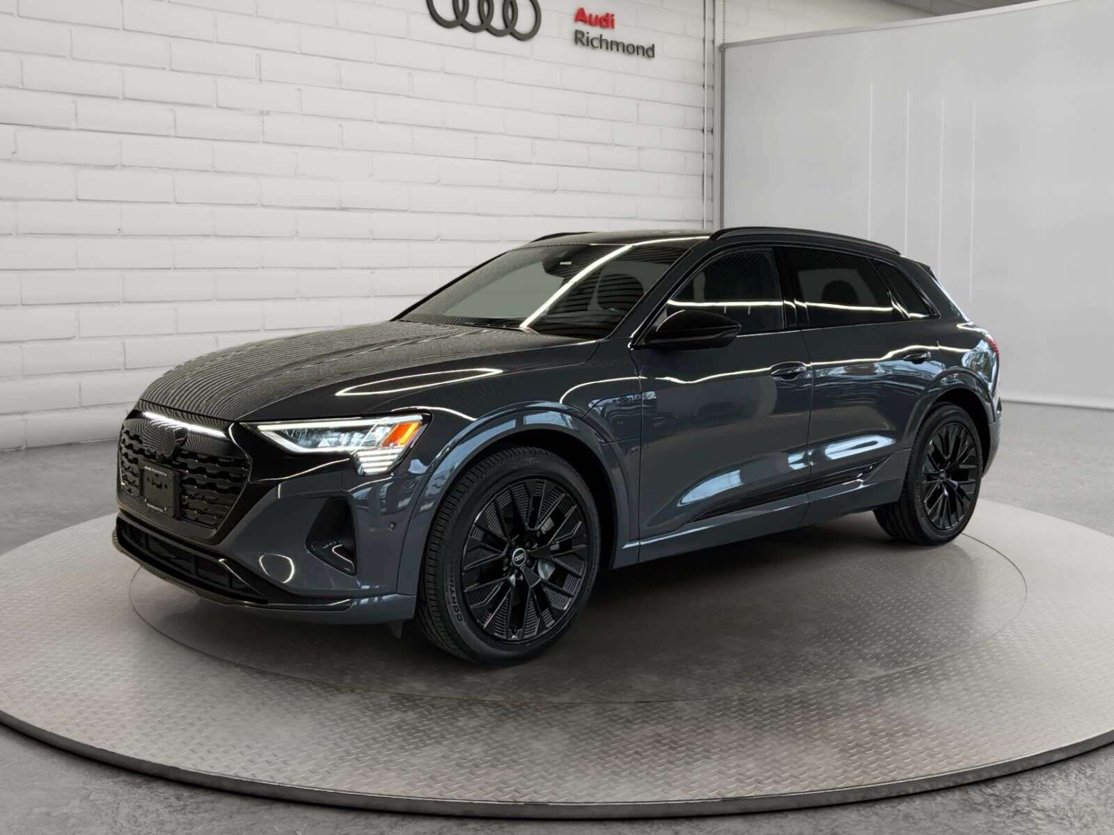 2024 Audi Q8 e-tron | 215-ARM `AERO STRUCTURE' DESIGN WHEELS | B&O PRE