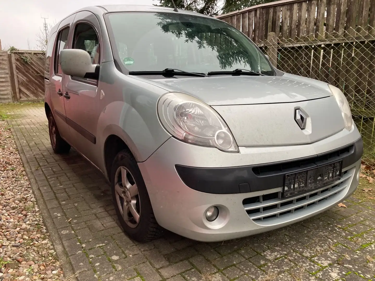 Renault Kangoo Privilege-Klima-5-Sitzer-2mal Schiebetür- Grau - 1