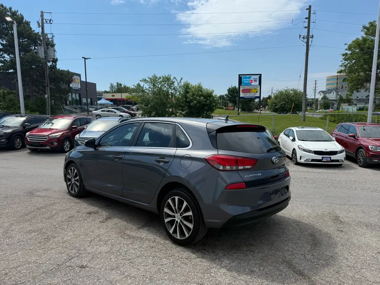 Hyundai ELANTRA снимка Hyundai ELANTRA
