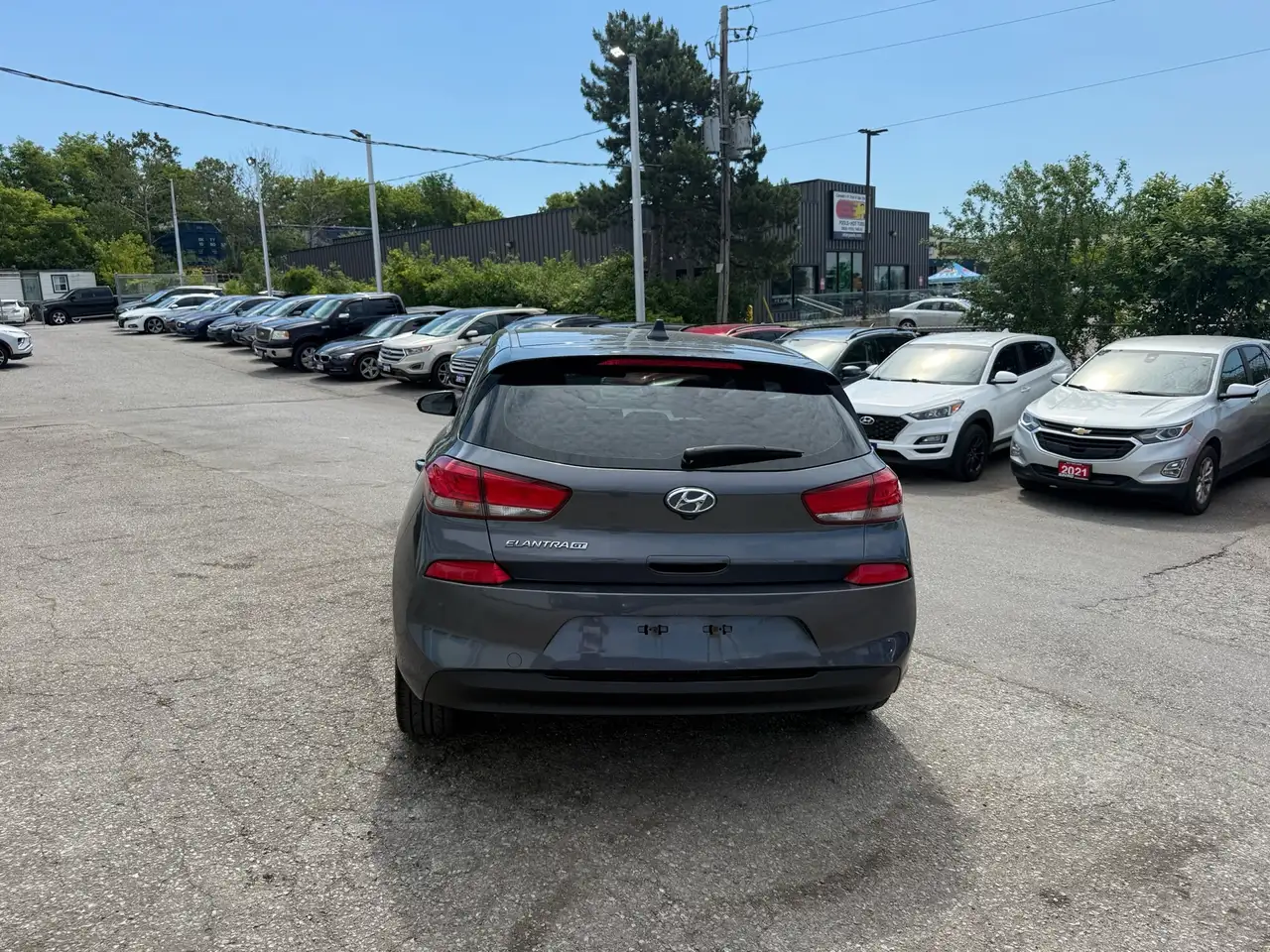 Hyundai ELANTRA снимка Hyundai ELANTRA