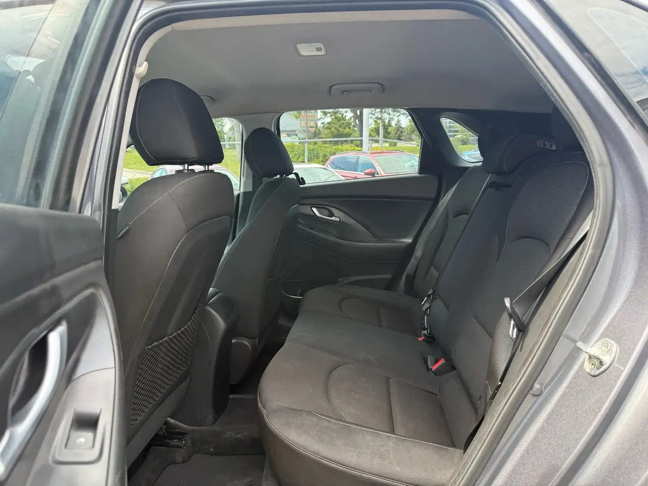 Hyundai ELANTRA снимка Hyundai ELANTRA