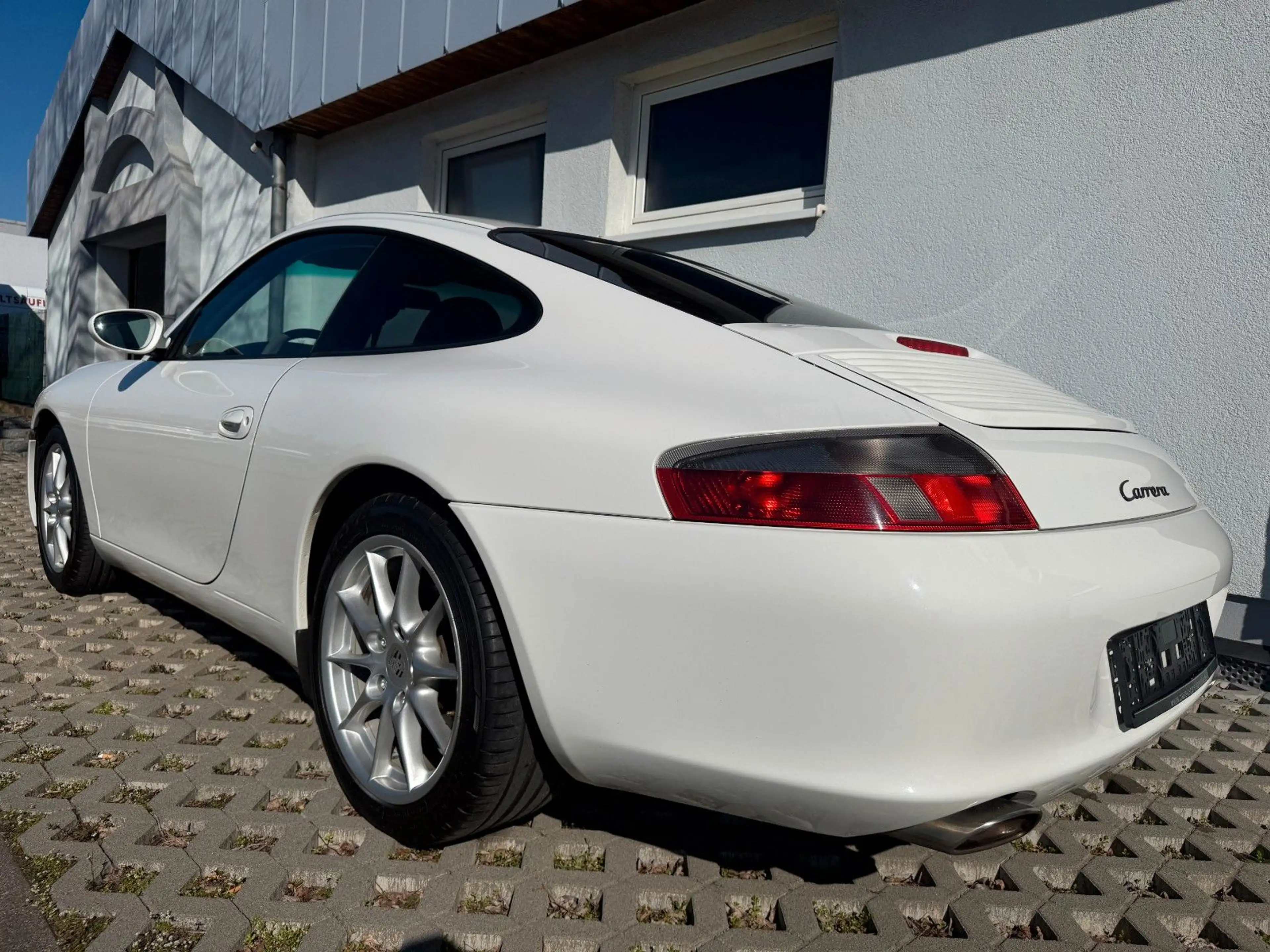 Porsche 996 Carrera Navi,Motorleuchte manchmal an — photo 9