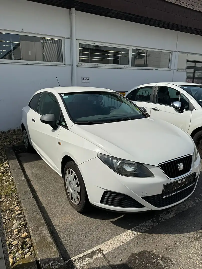 SEAT Ibiza SportCoupé Reference 1,2 Weiß - 1