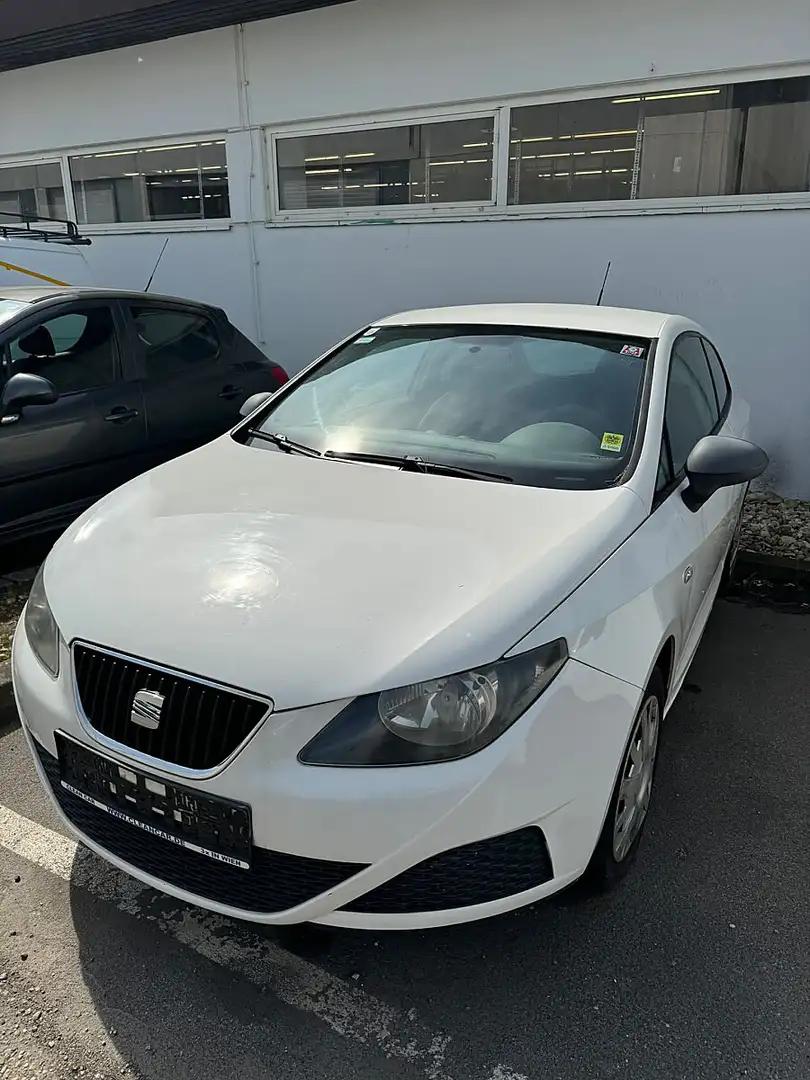 SEAT Ibiza SportCoupé Reference 1,2 Weiß - 2