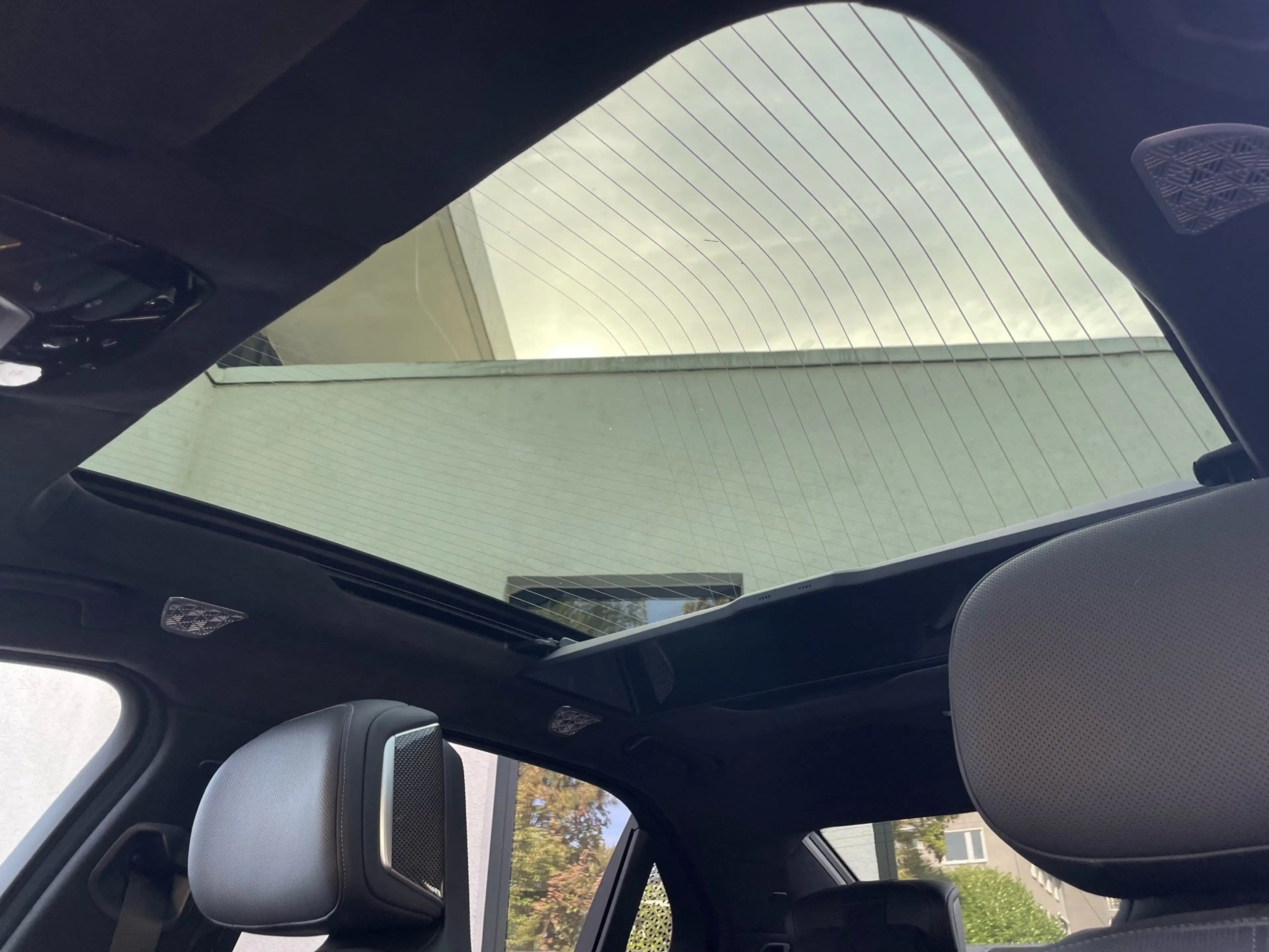 BMW i7 M70 xDrive Limo M Sport Pro || Execu.Lou.Sit. elTü — photo 13