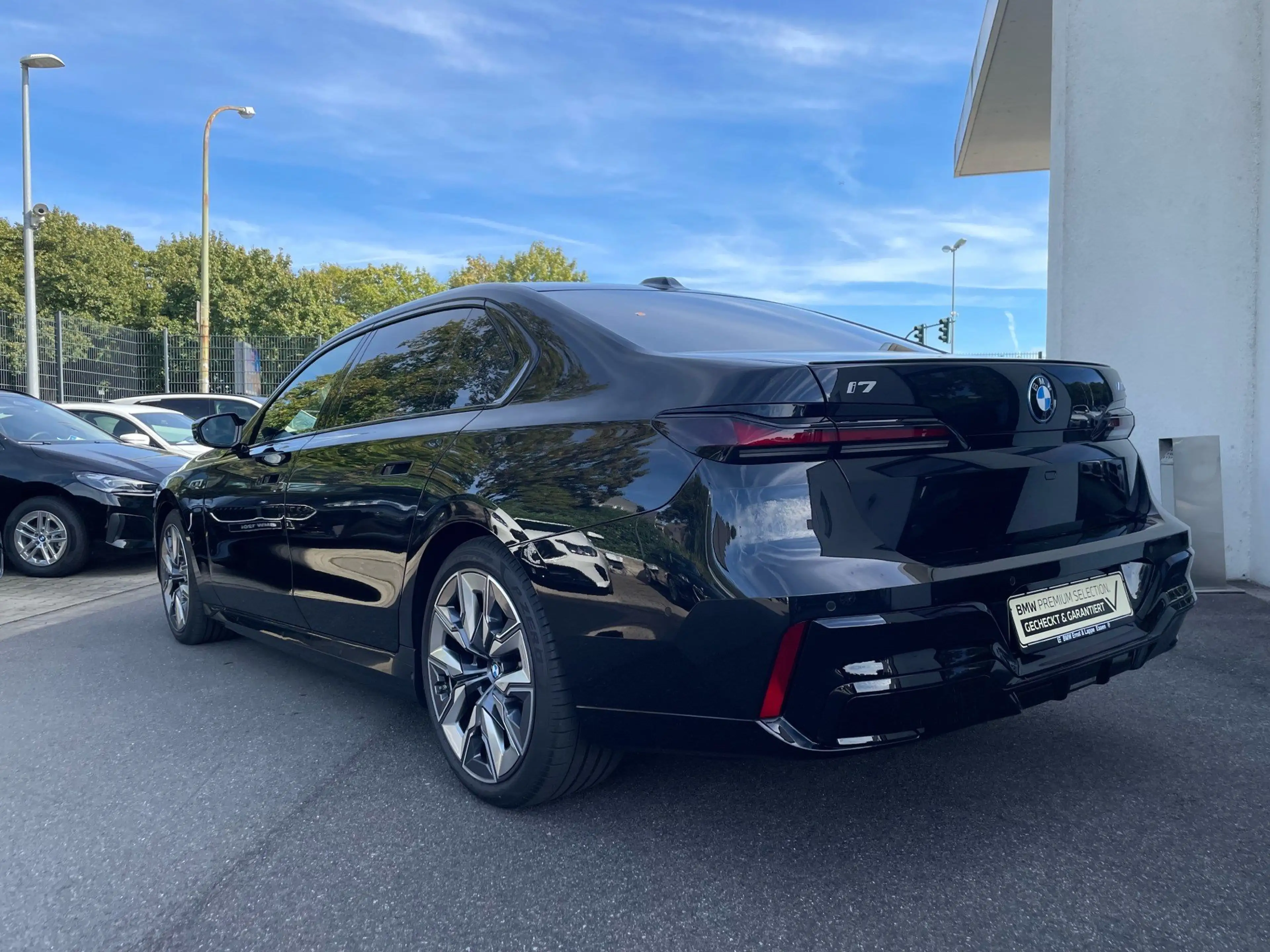 BMW i7 M70 xDrive Limo M Sport Pro || Execu.Lou.Sit. elTü — photo 2