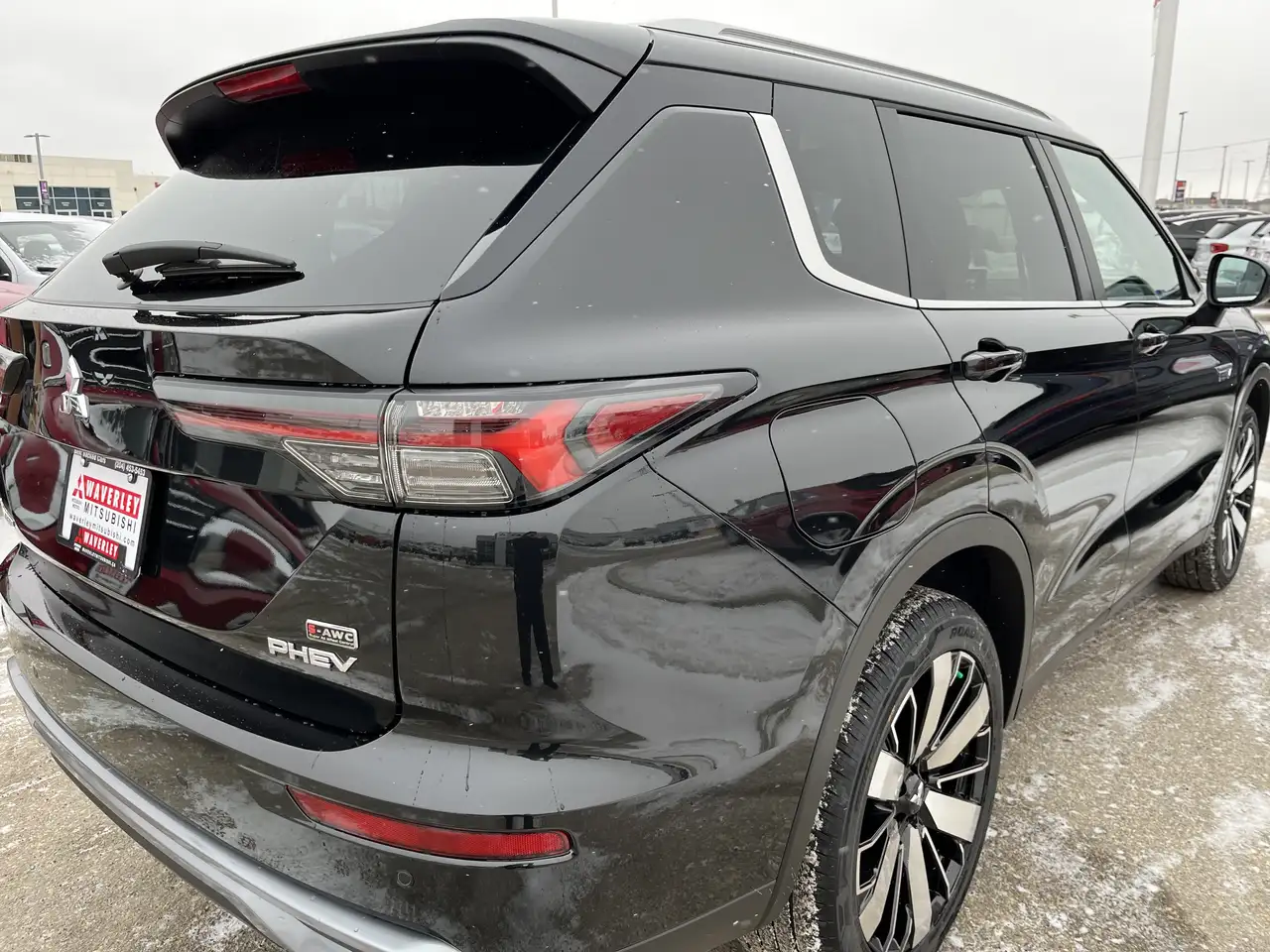 Mitsubishi Outlander снимка Mitsubishi Outlander