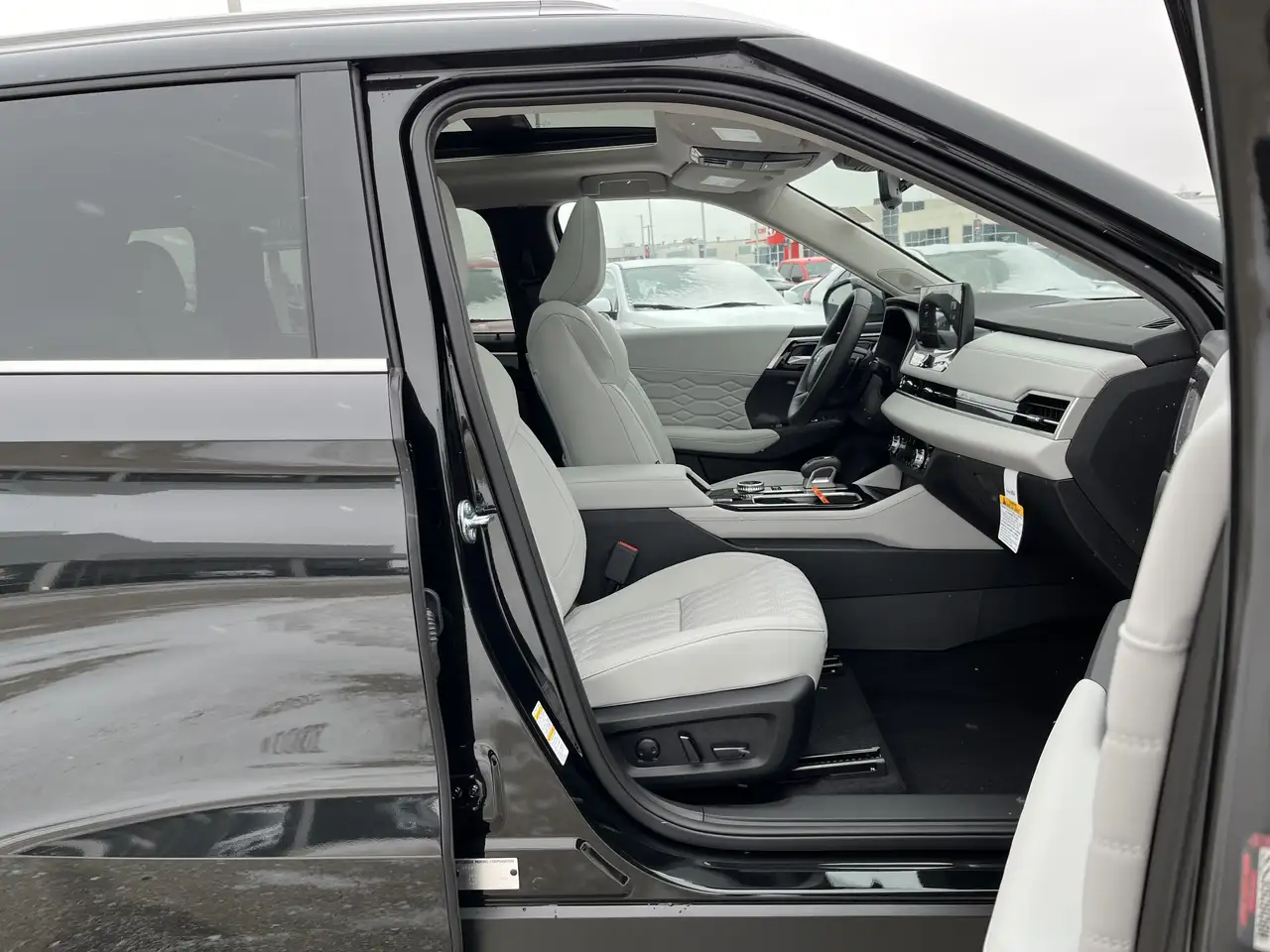 Mitsubishi Outlander снимка Mitsubishi Outlander