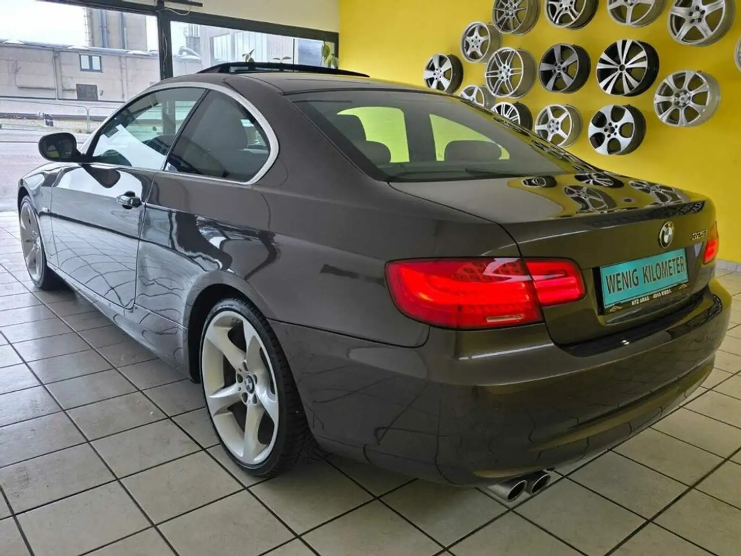 BMW 325 i TOP ZUSTAND, XENON, SITZHEIZUNG Braun - 2