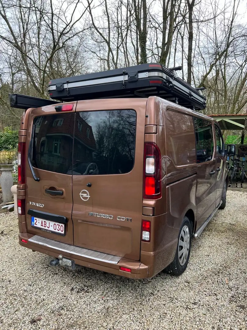 Opel Vivaro 1.6 CDTi biturbo Brązowy - 1